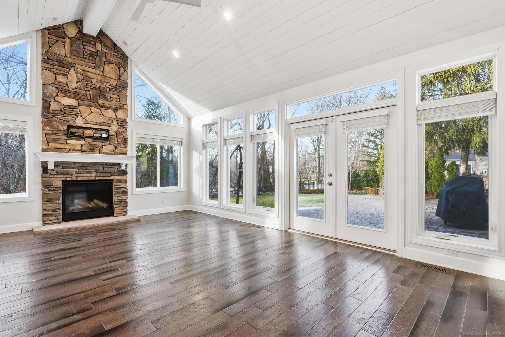 1193 Barneswood Lane