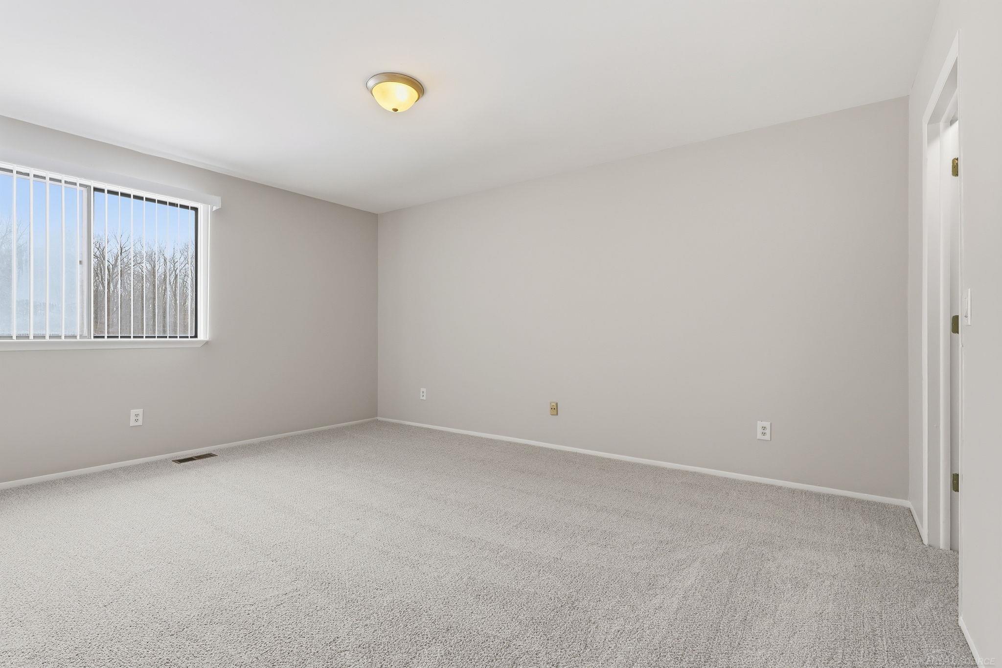 50010 S Angelo Court