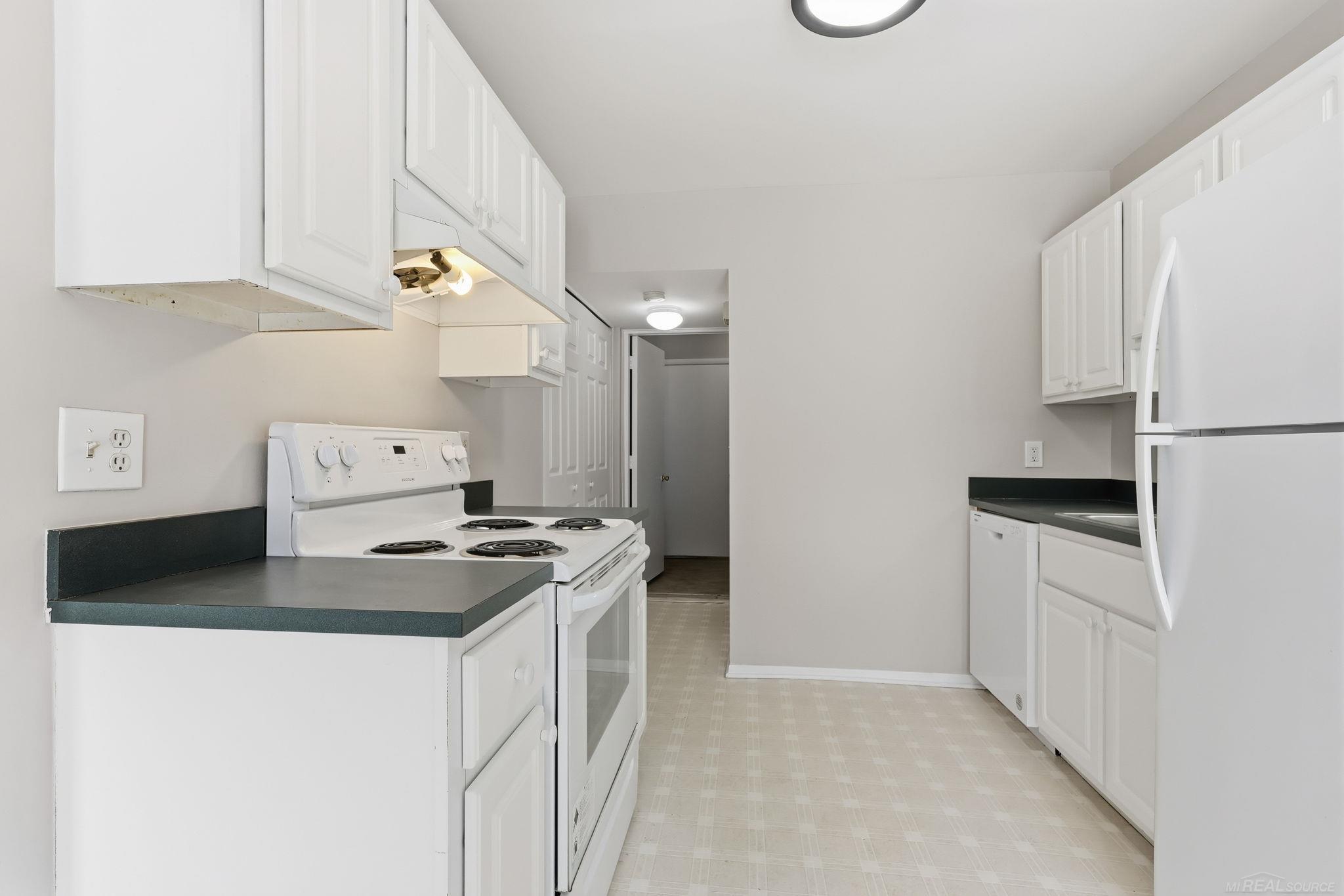 50010 S Angelo Court