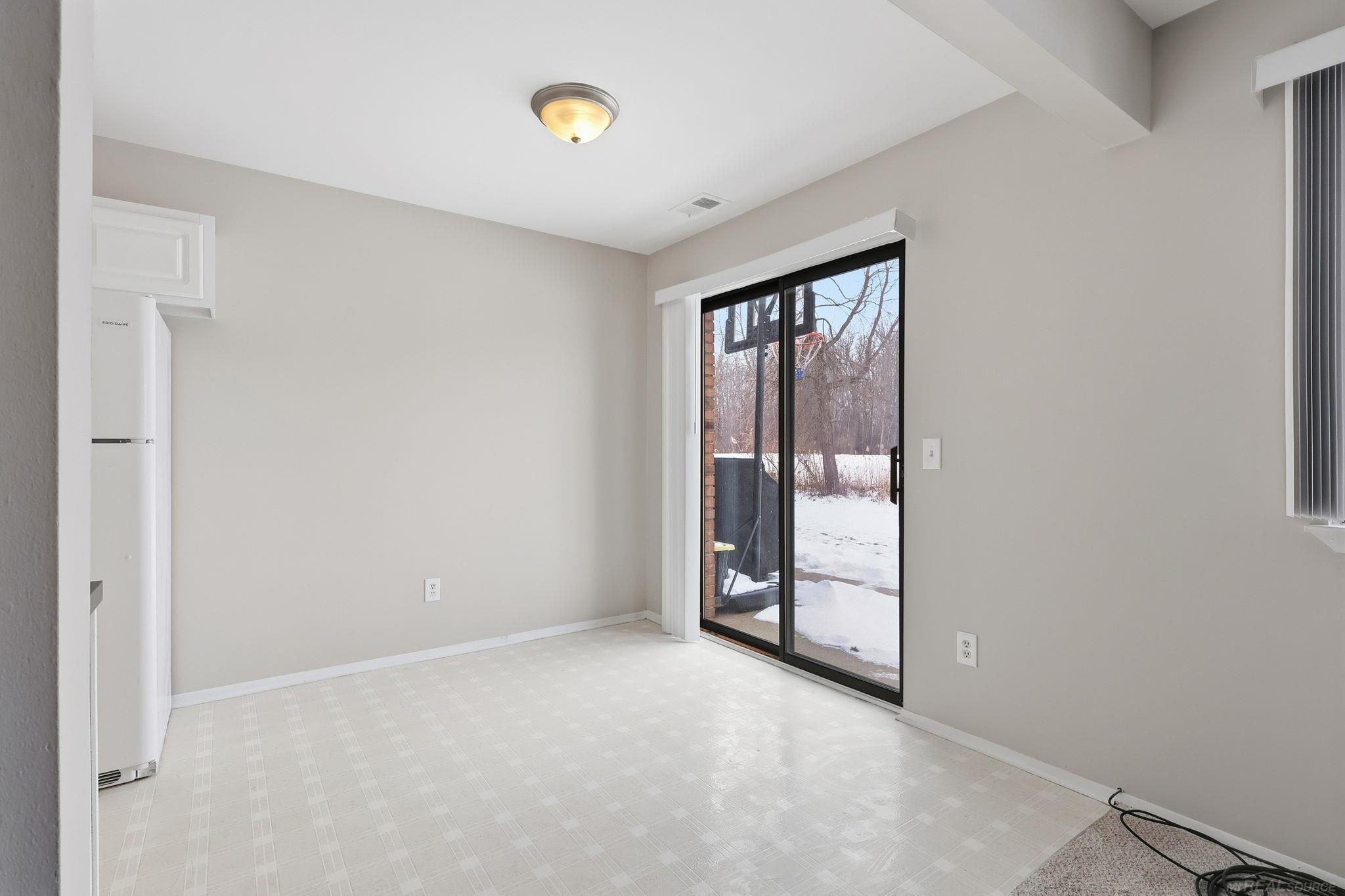 50010 S Angelo Court