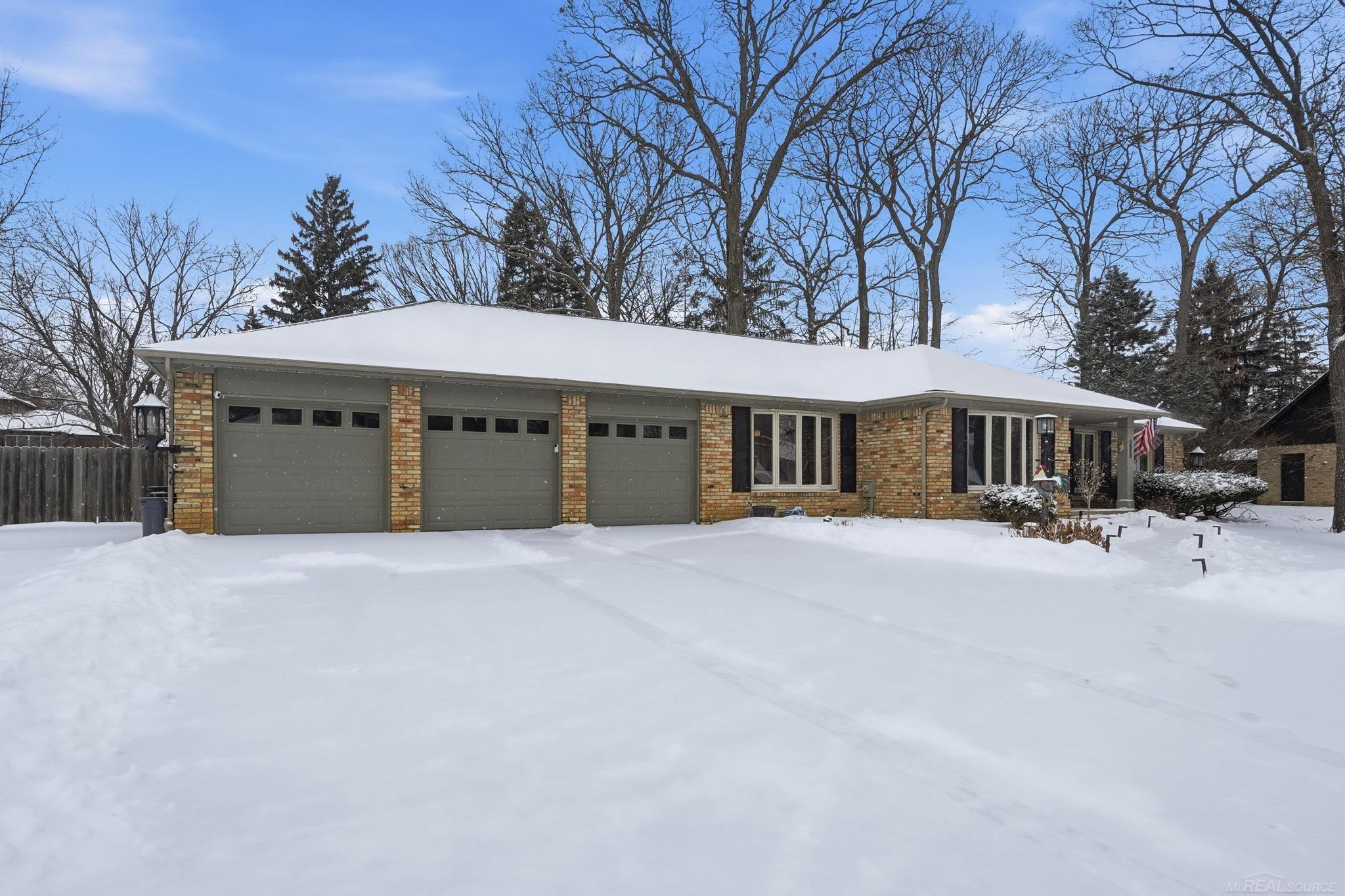 6325 Kings Pointe Road