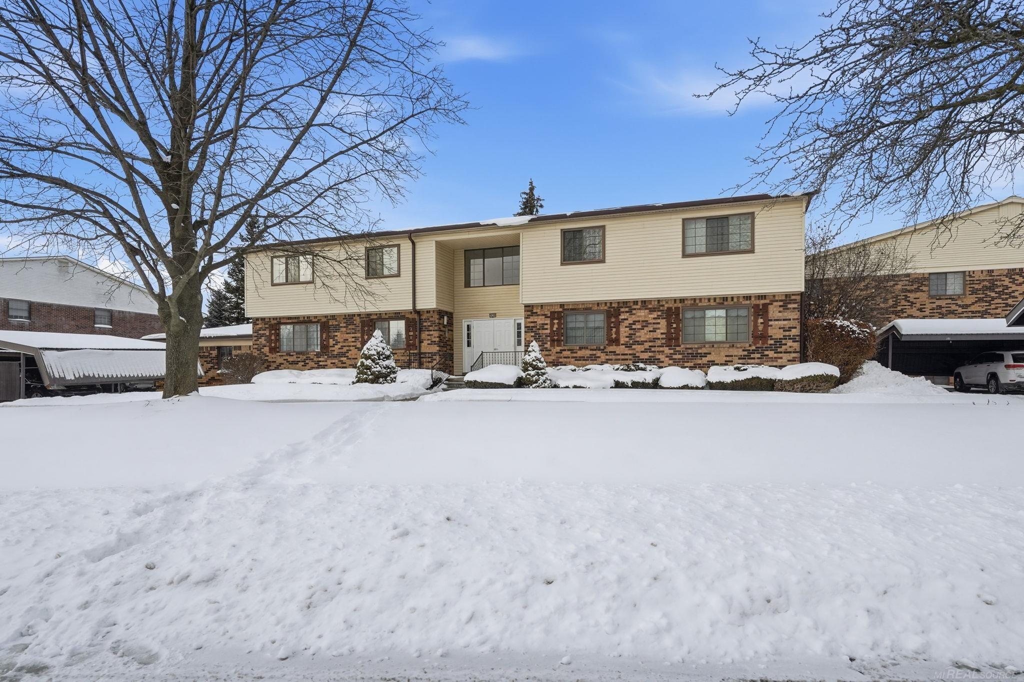 24100 Wildbrook Court