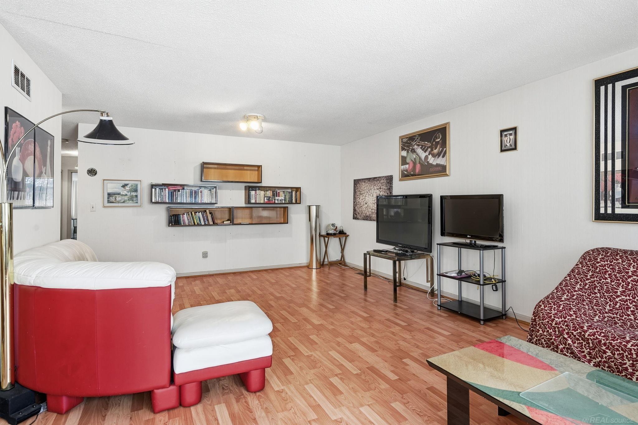 24100 Wildbrook Court