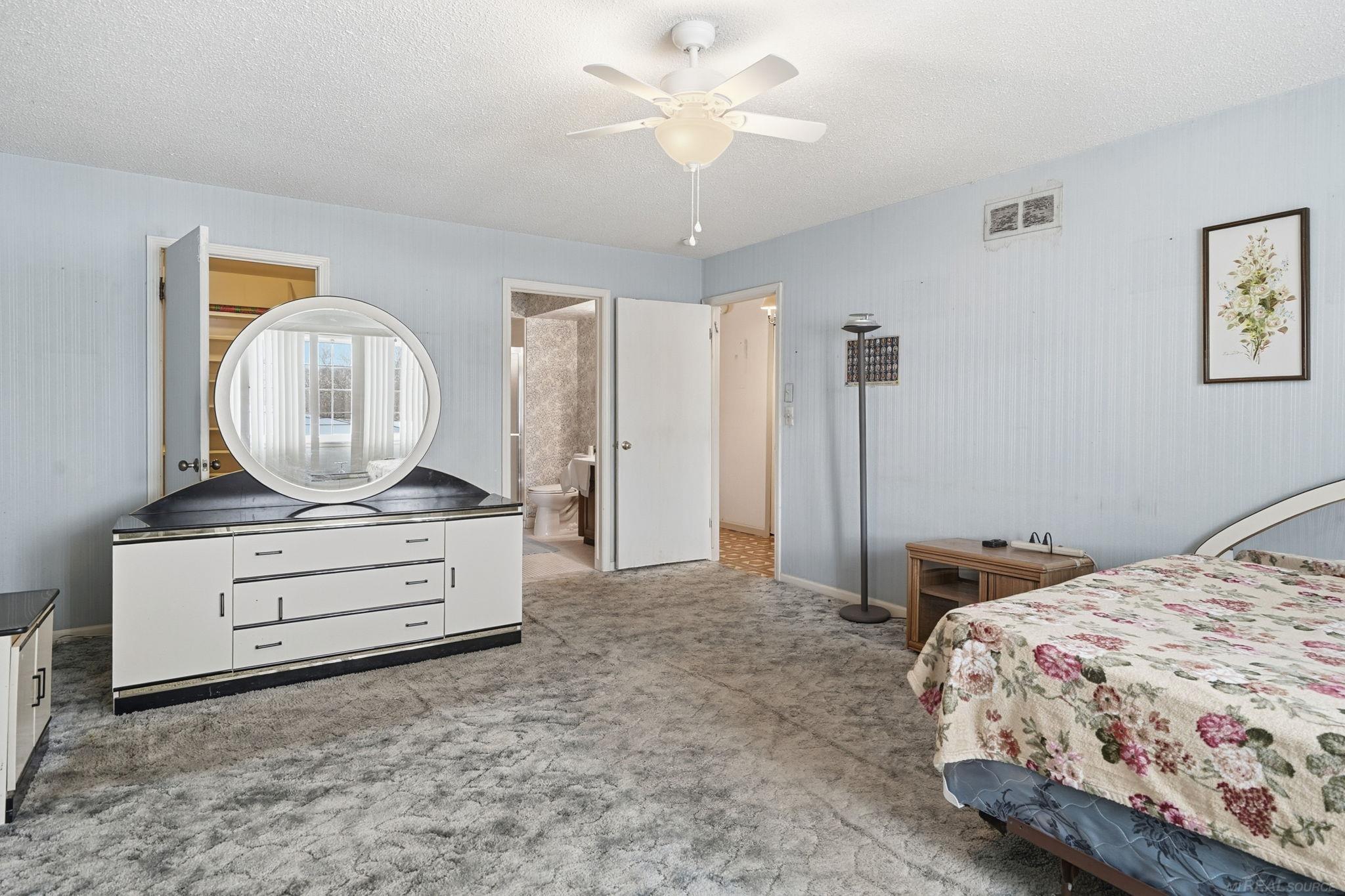 24100 Wildbrook Court