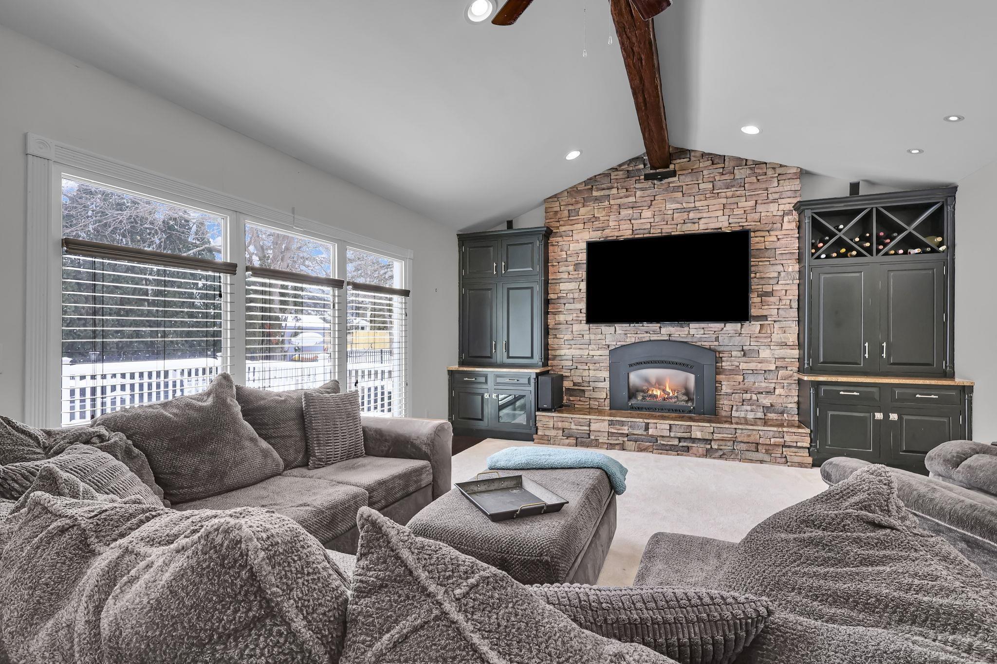 13848 Woodsett Court