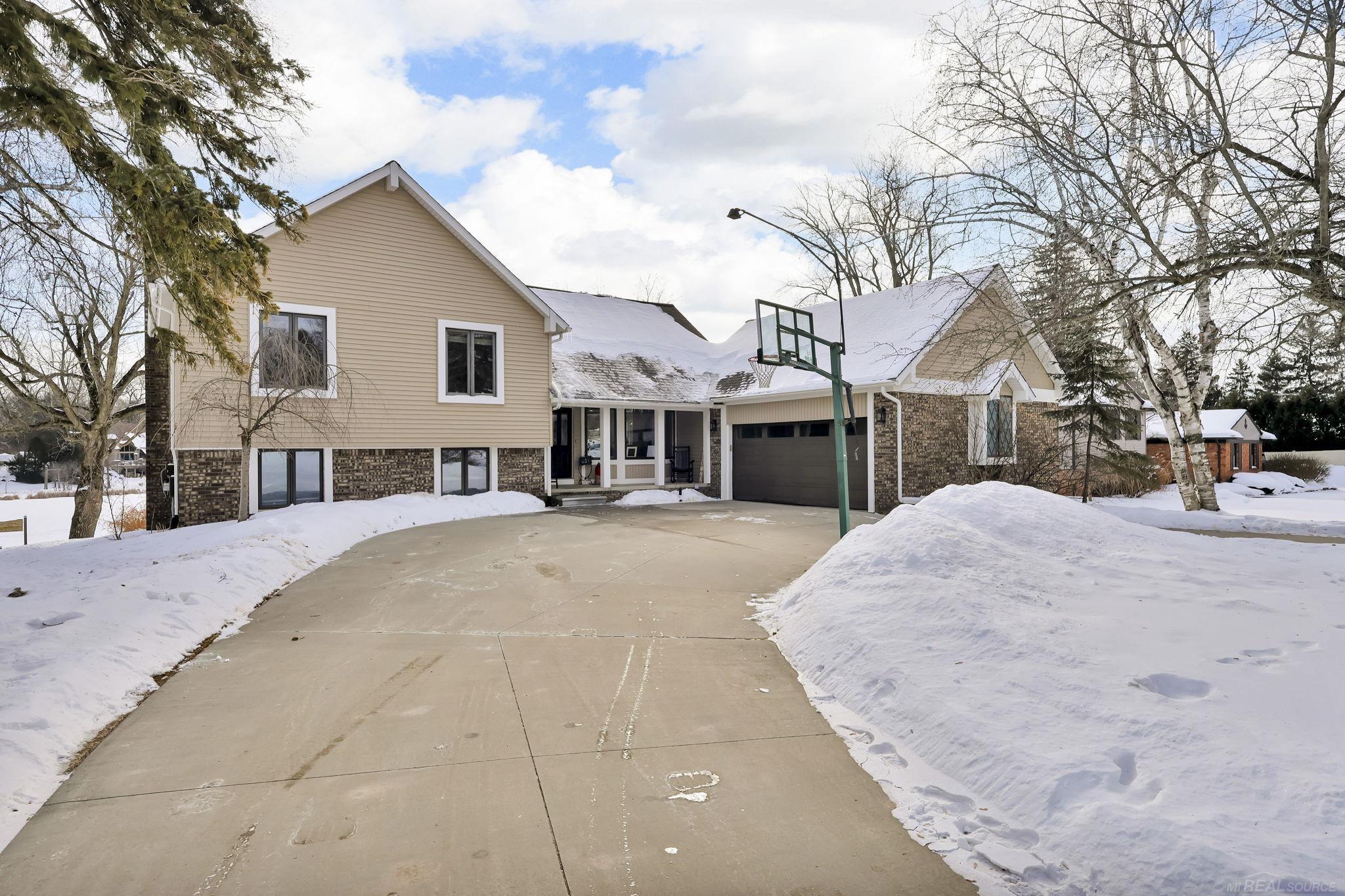 631 Drahner Circle