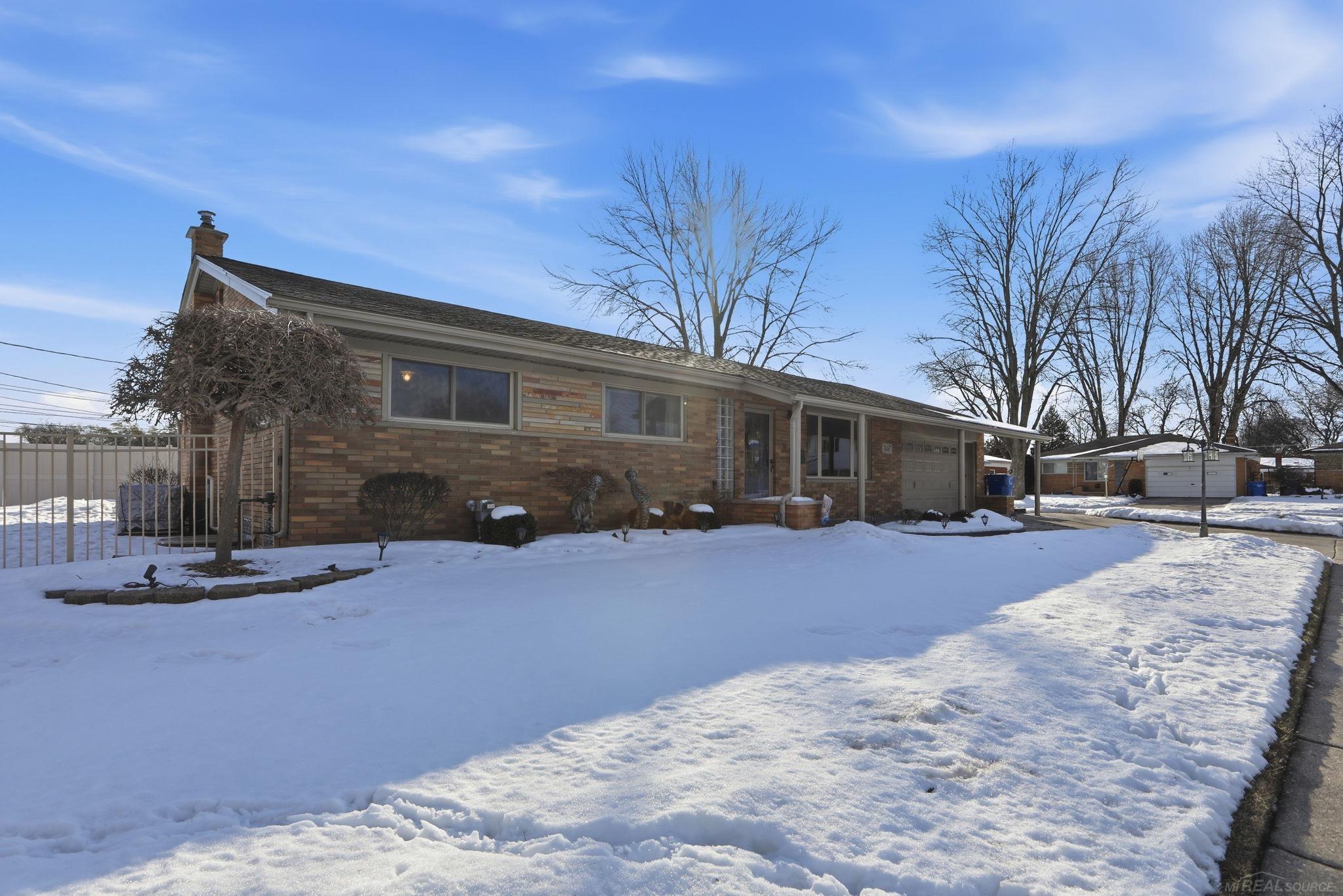 31467 Wellston Drive