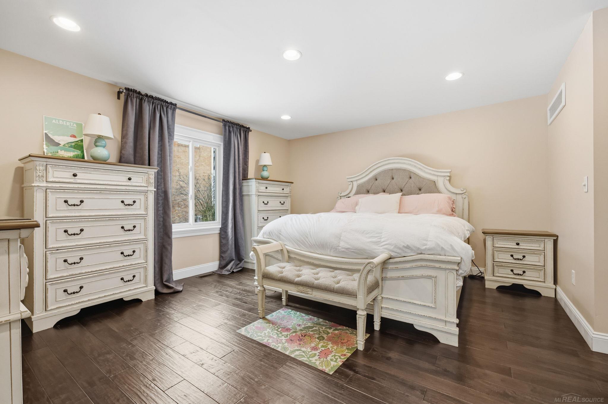 3494 Highland Drive
