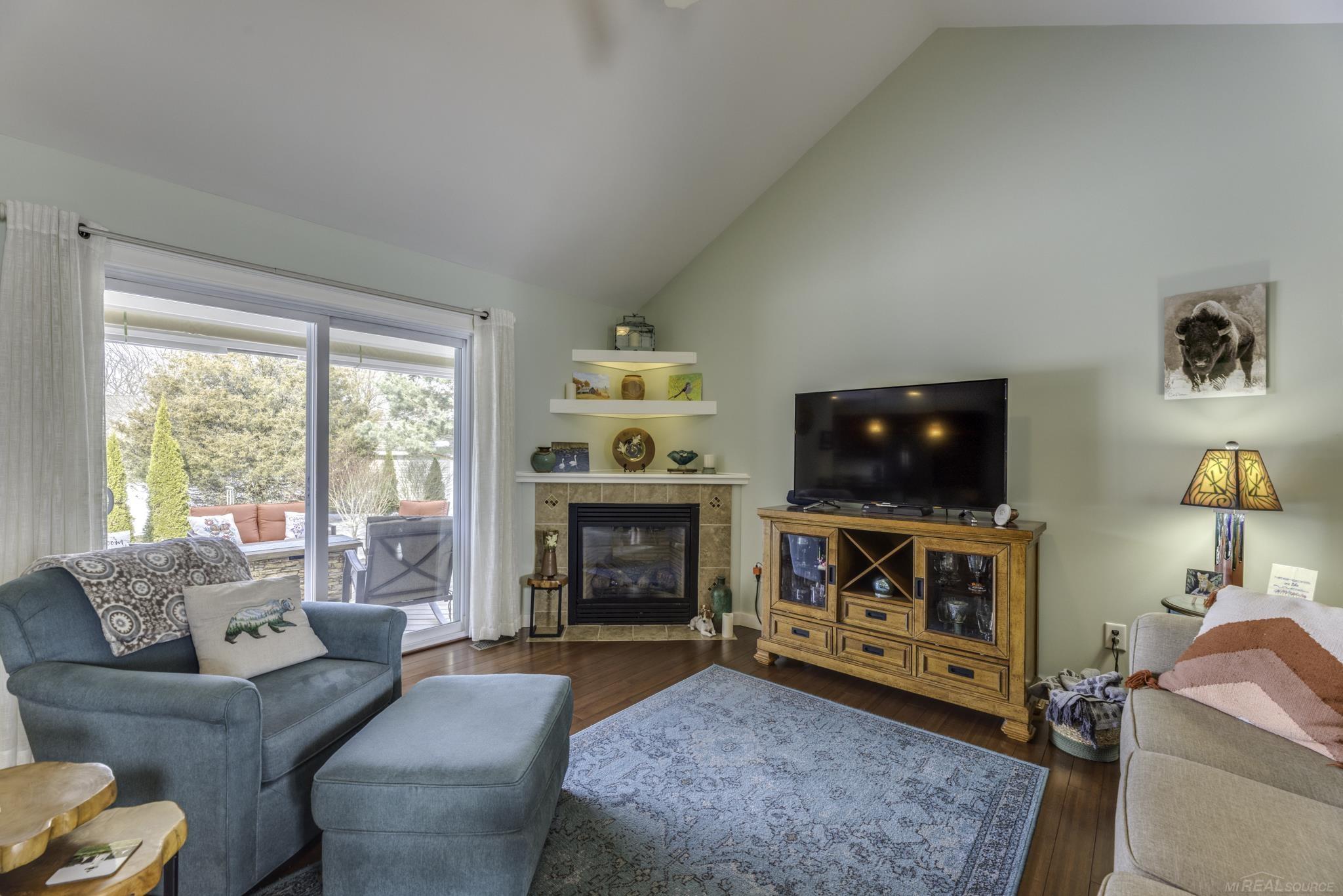7006 Greenbush Lane