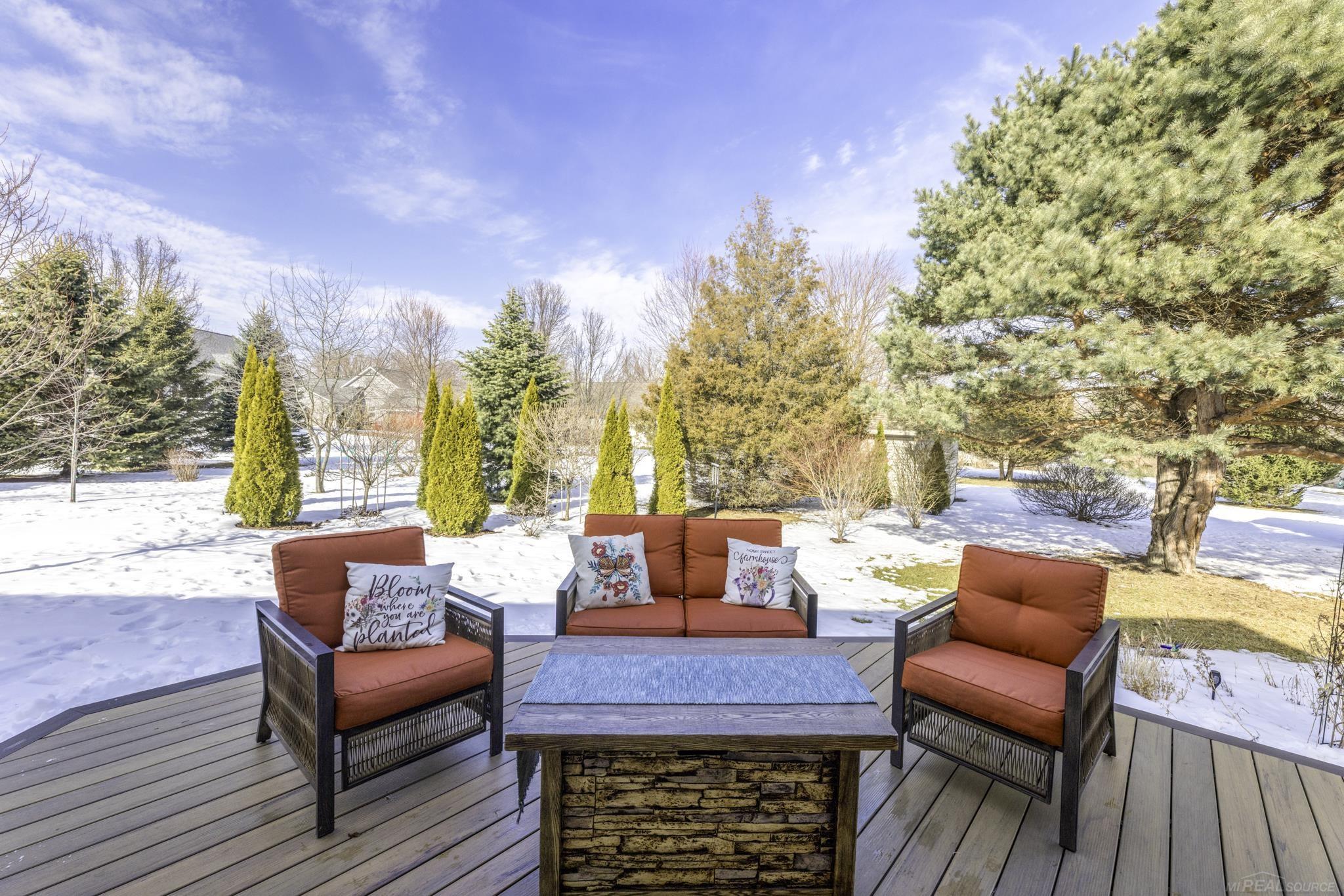 7006 Greenbush Lane