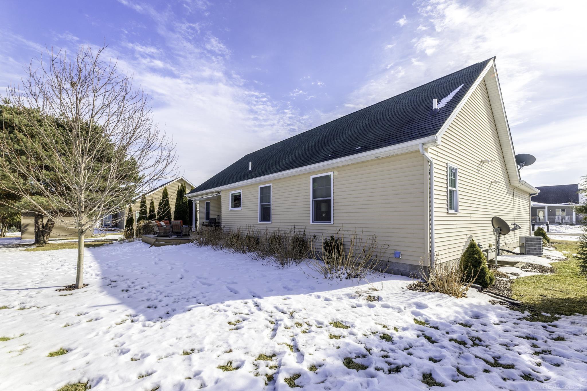 7006 Greenbush Lane