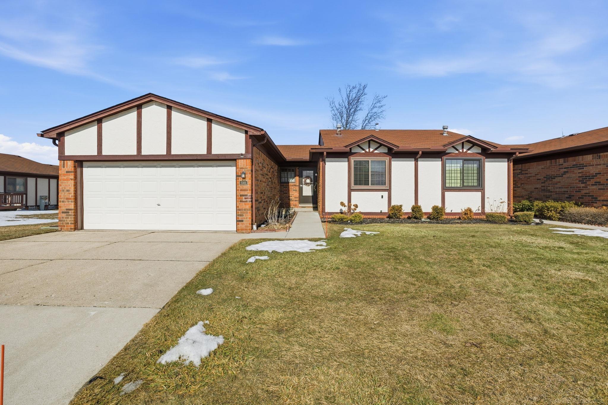 5301 Rene Drive UNIT 105 Unit: BLDG 27 UNIT 105