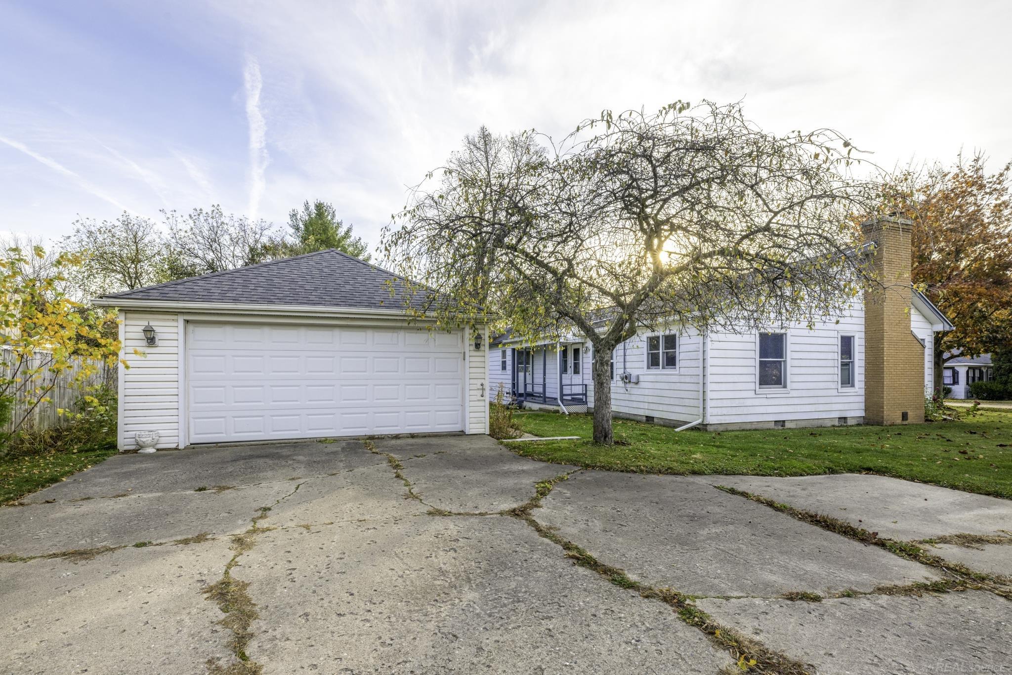 7261 Dogwood Road