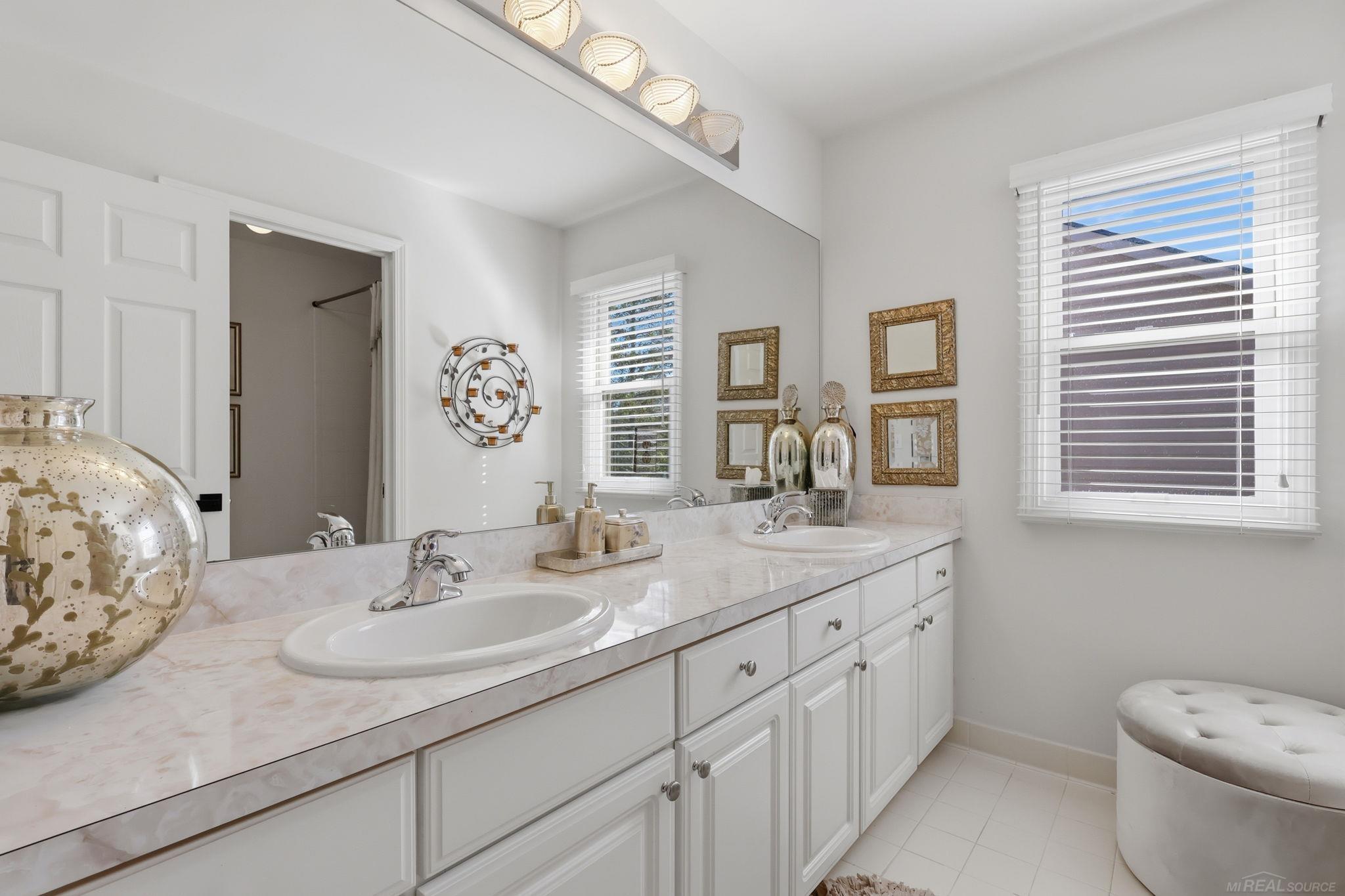 41243 Scarborough Lane