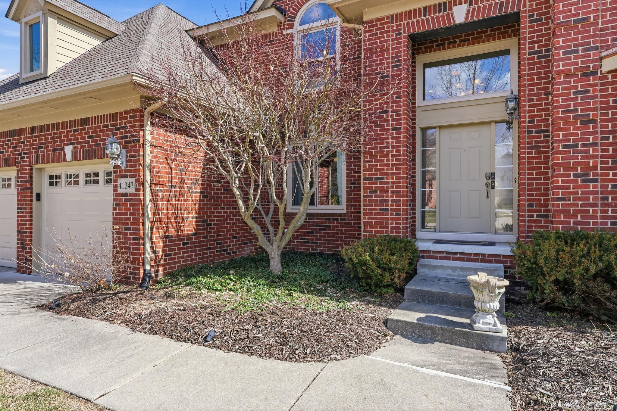 41243 Scarborough Lane