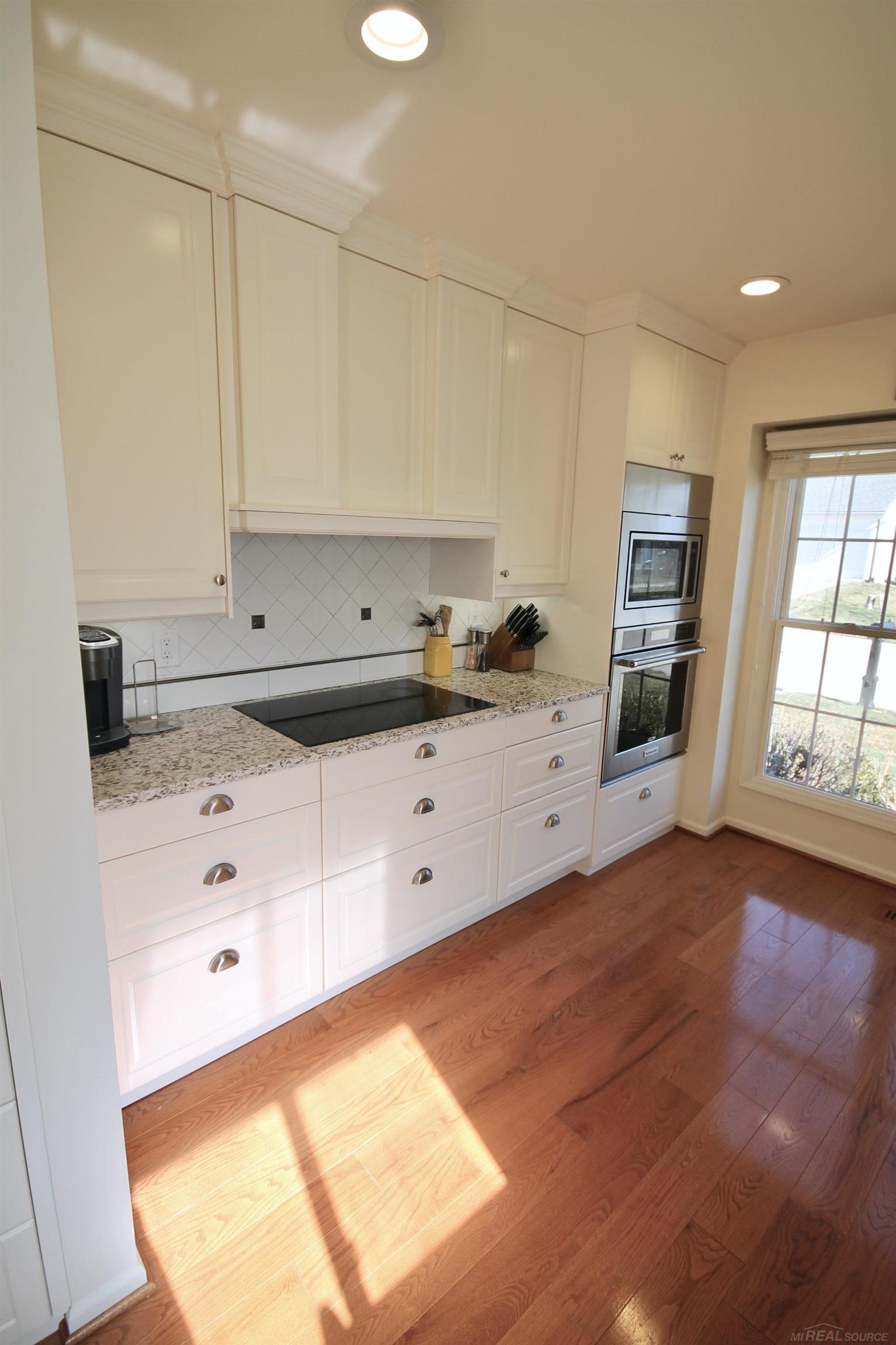 1596 Colony Drive