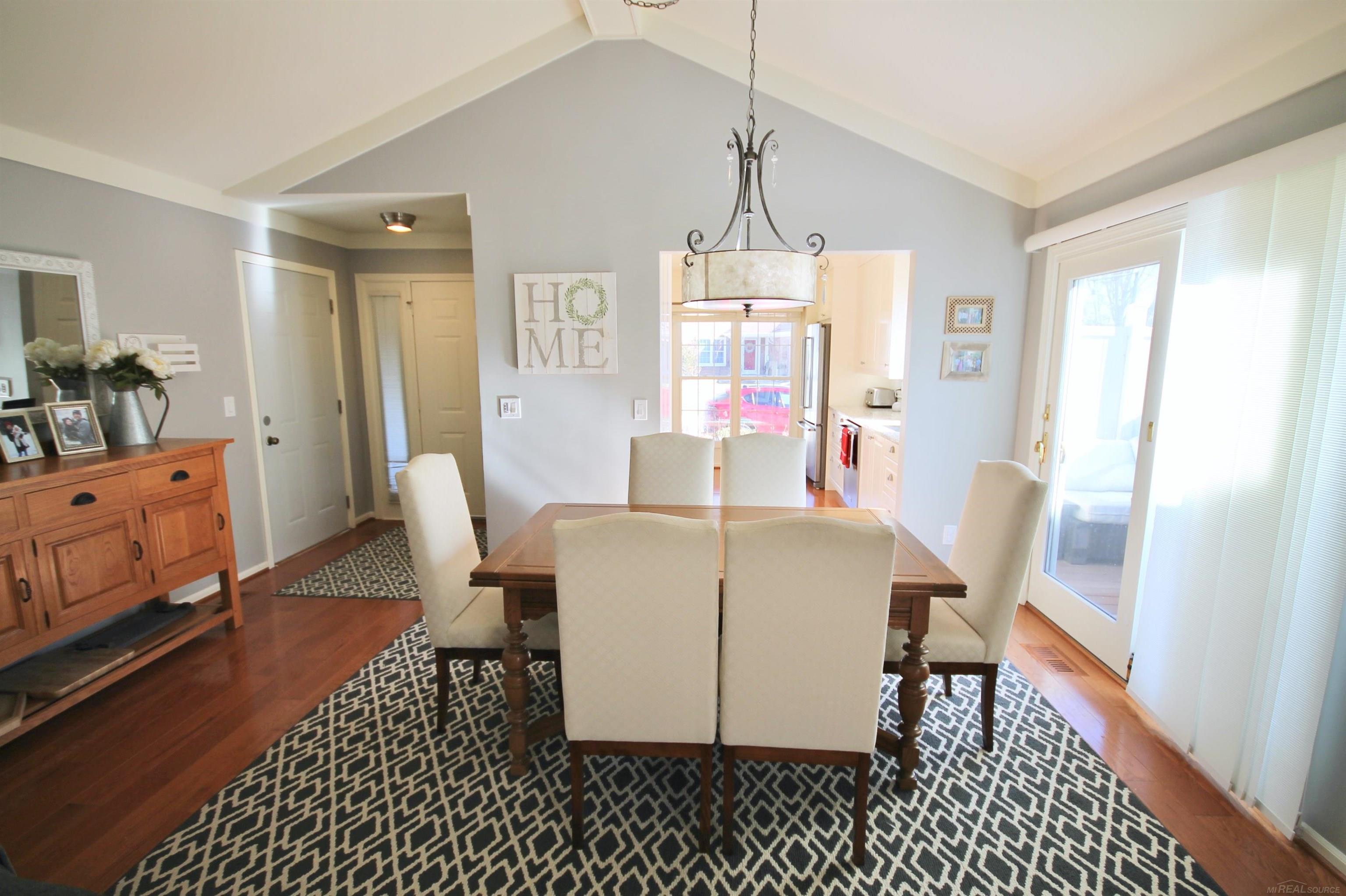 1596 Colony Drive