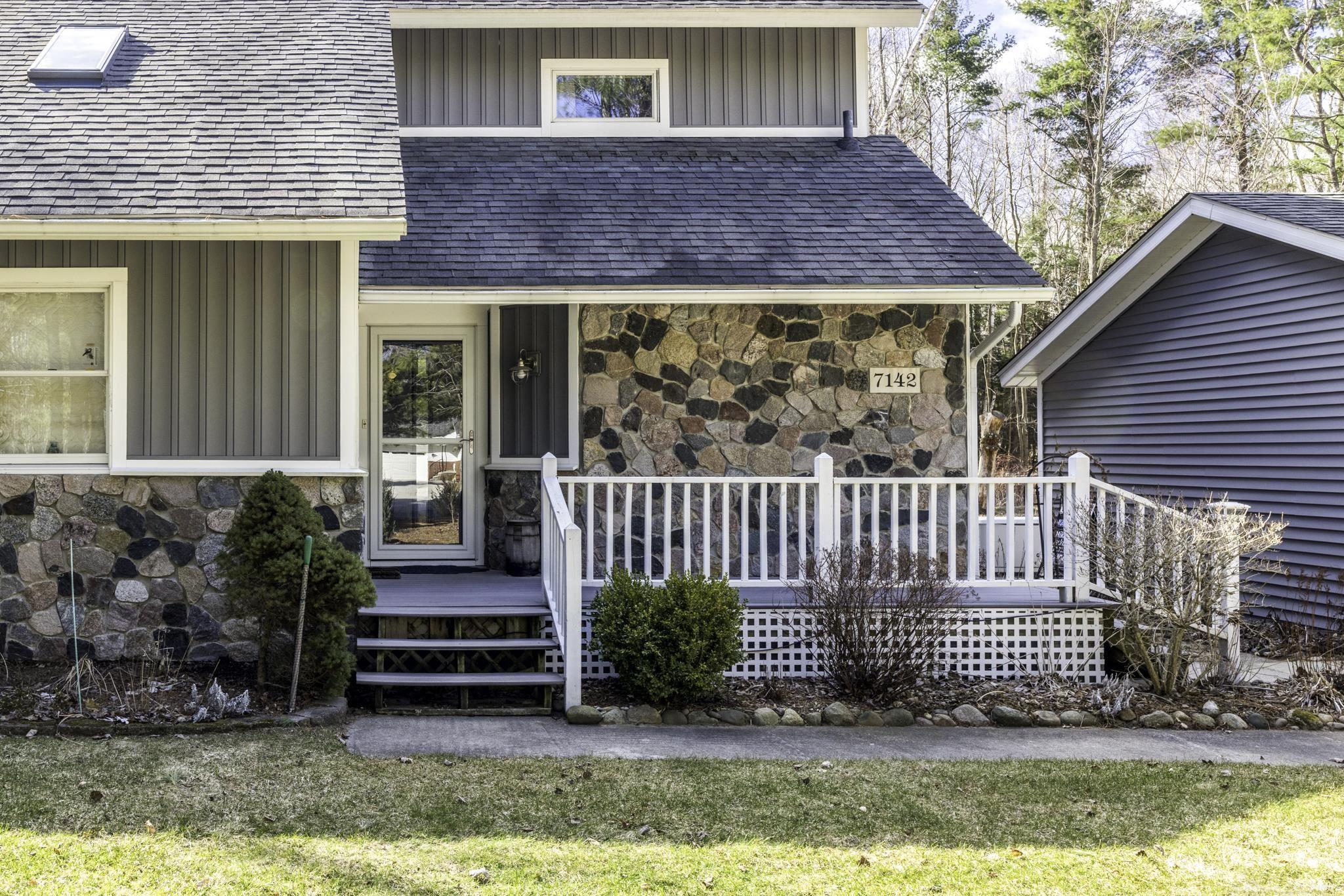 7142 Aitken Road