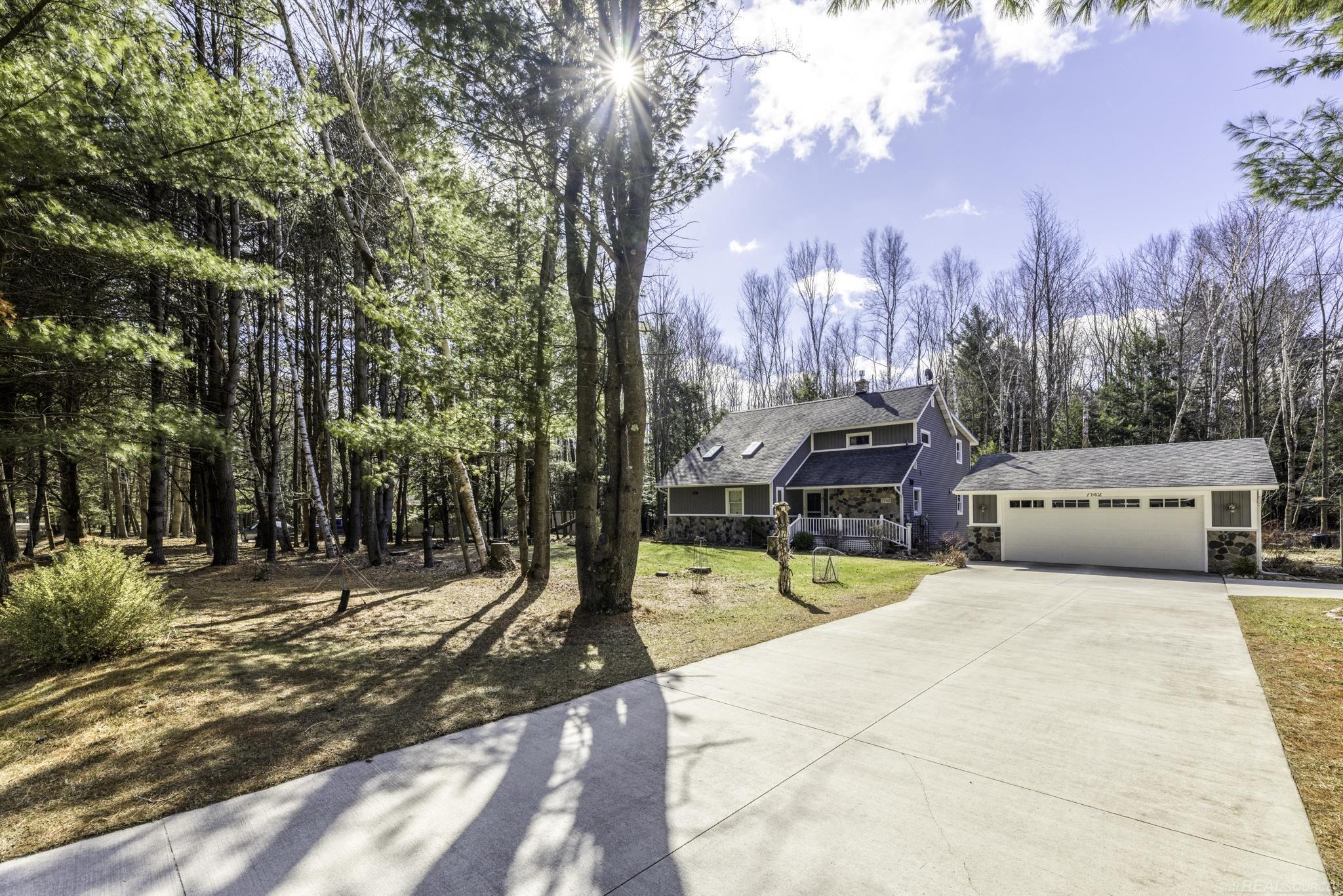 7142 Aitken Road