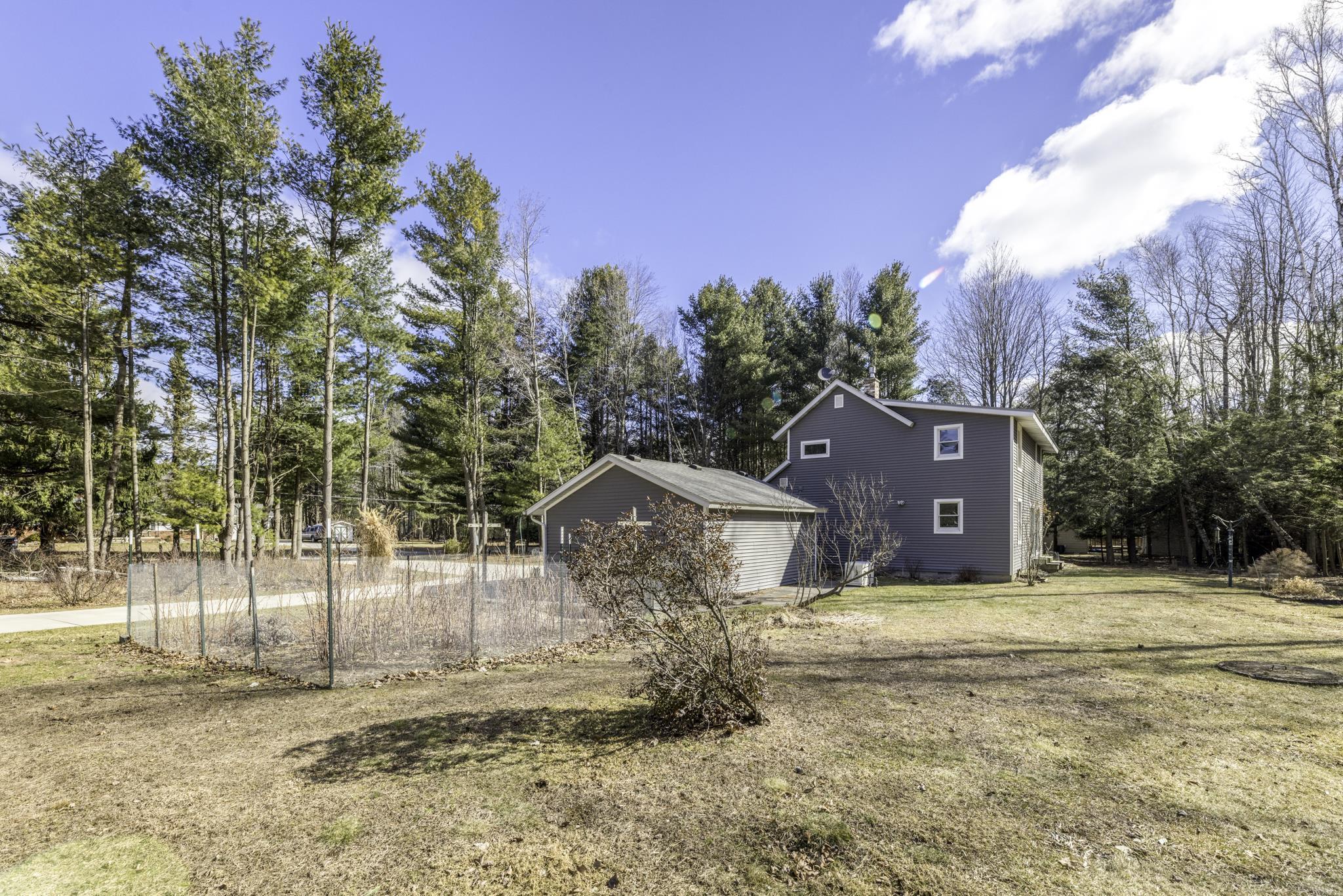 7142 Aitken Road