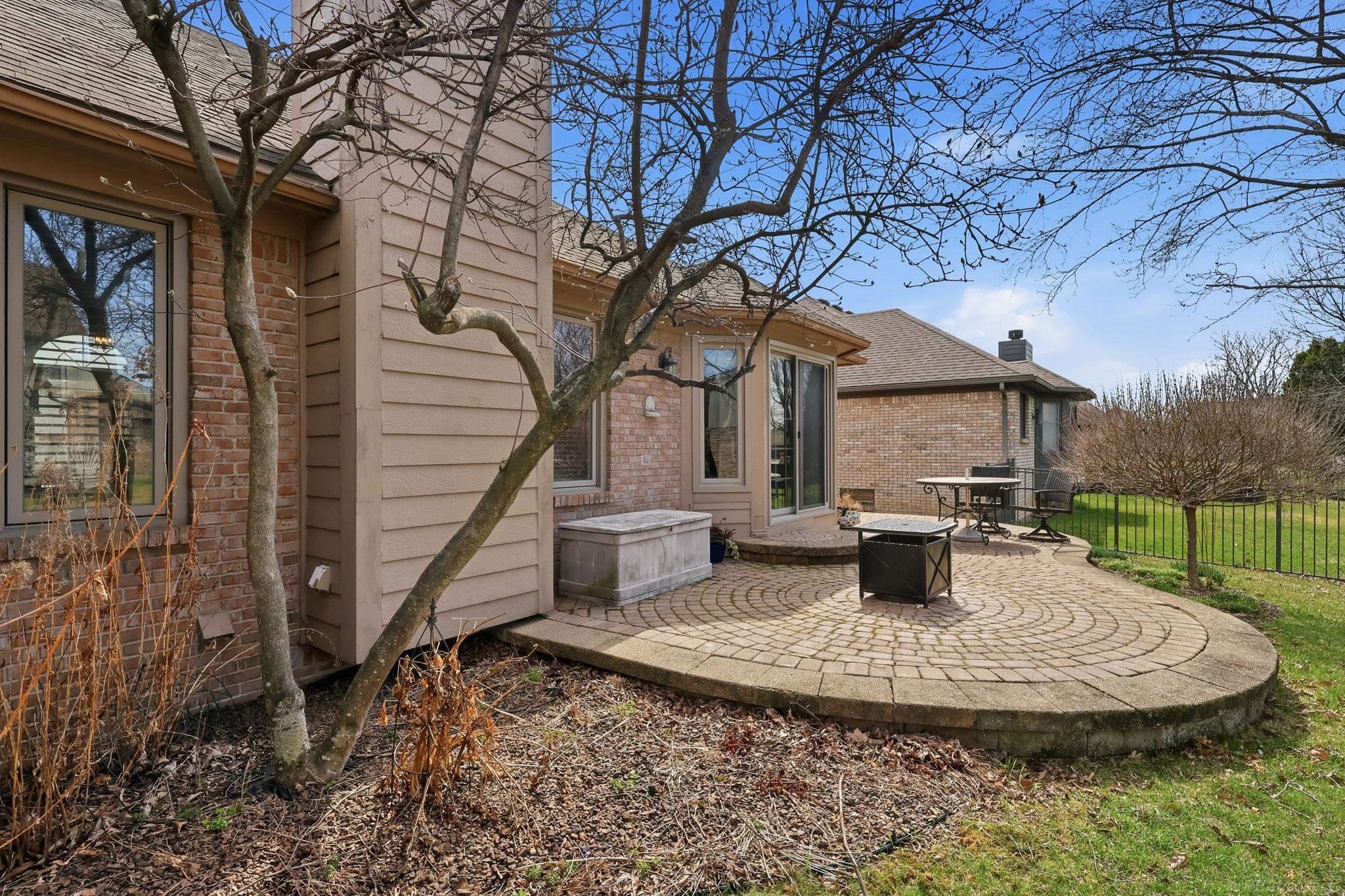 49575 Willowood Drive