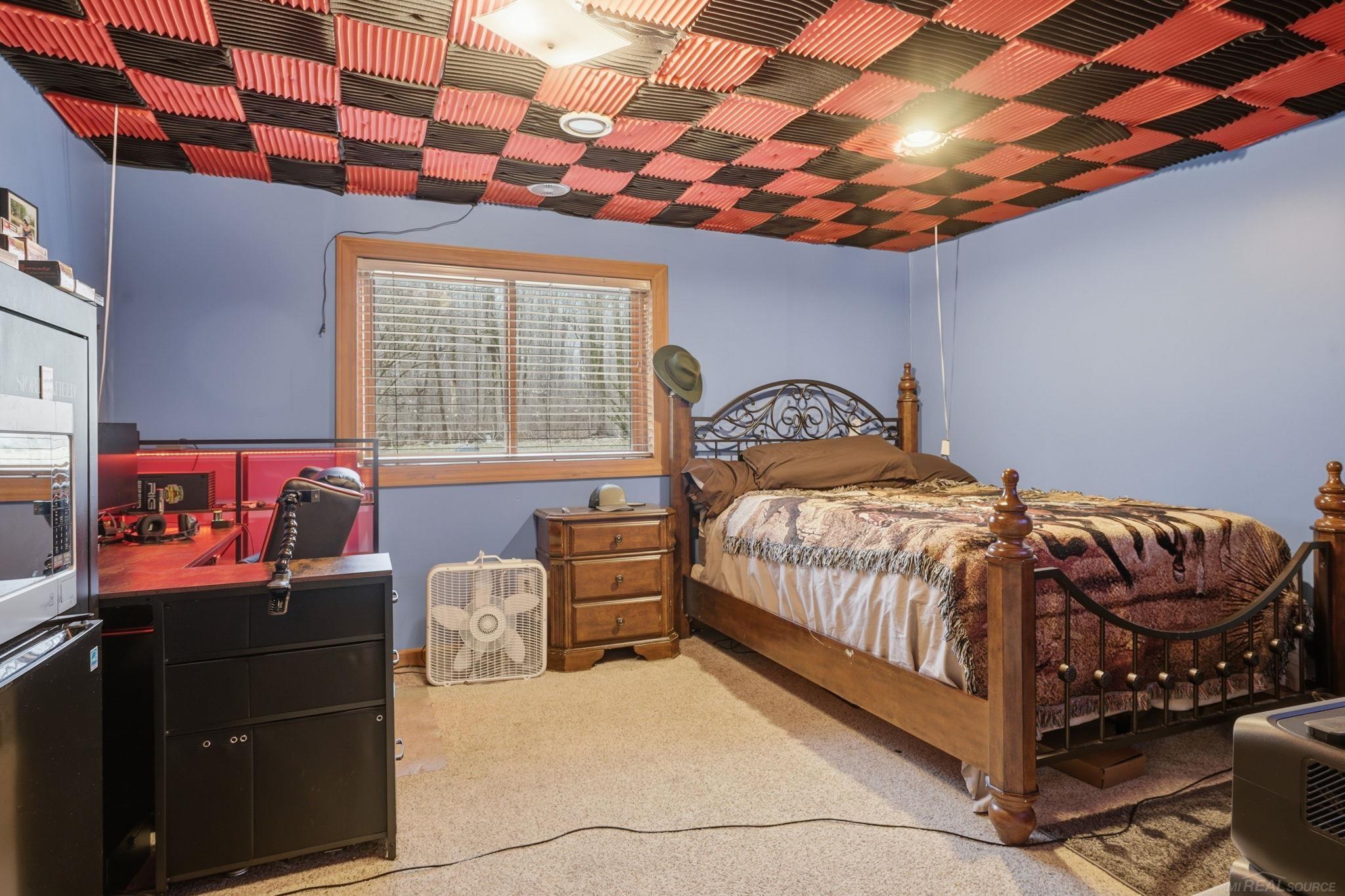 91 Lone Oak Drive