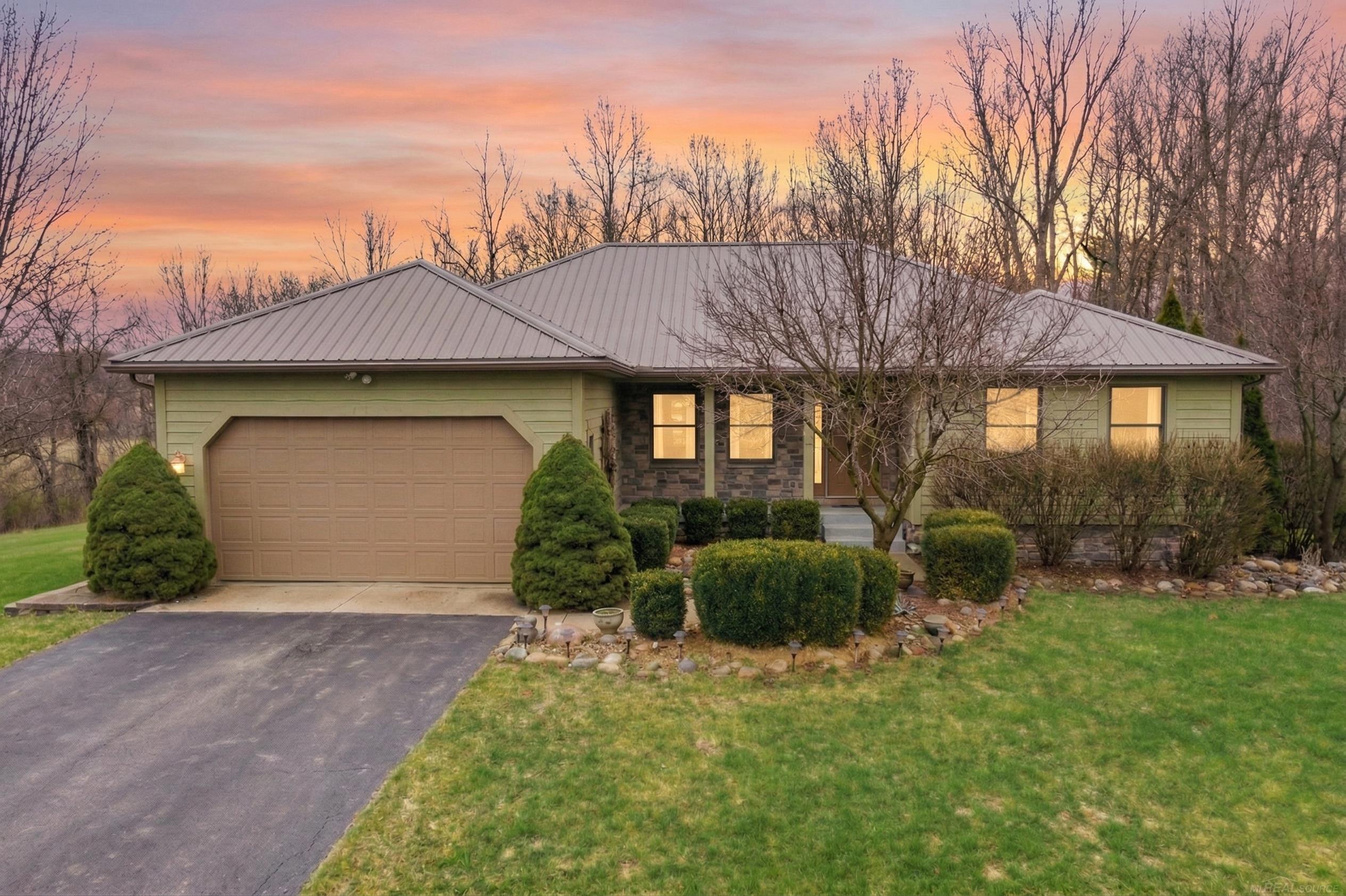 91 Lone Oak Drive