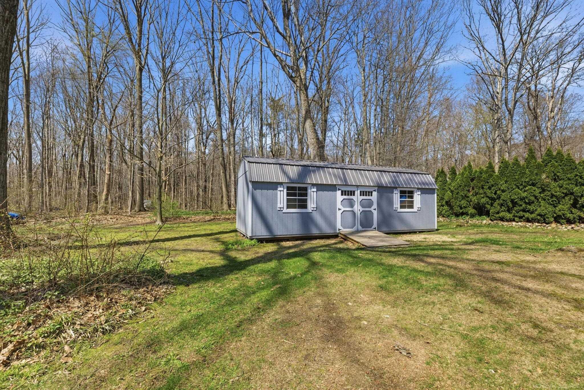 3645 W Surrey Lane