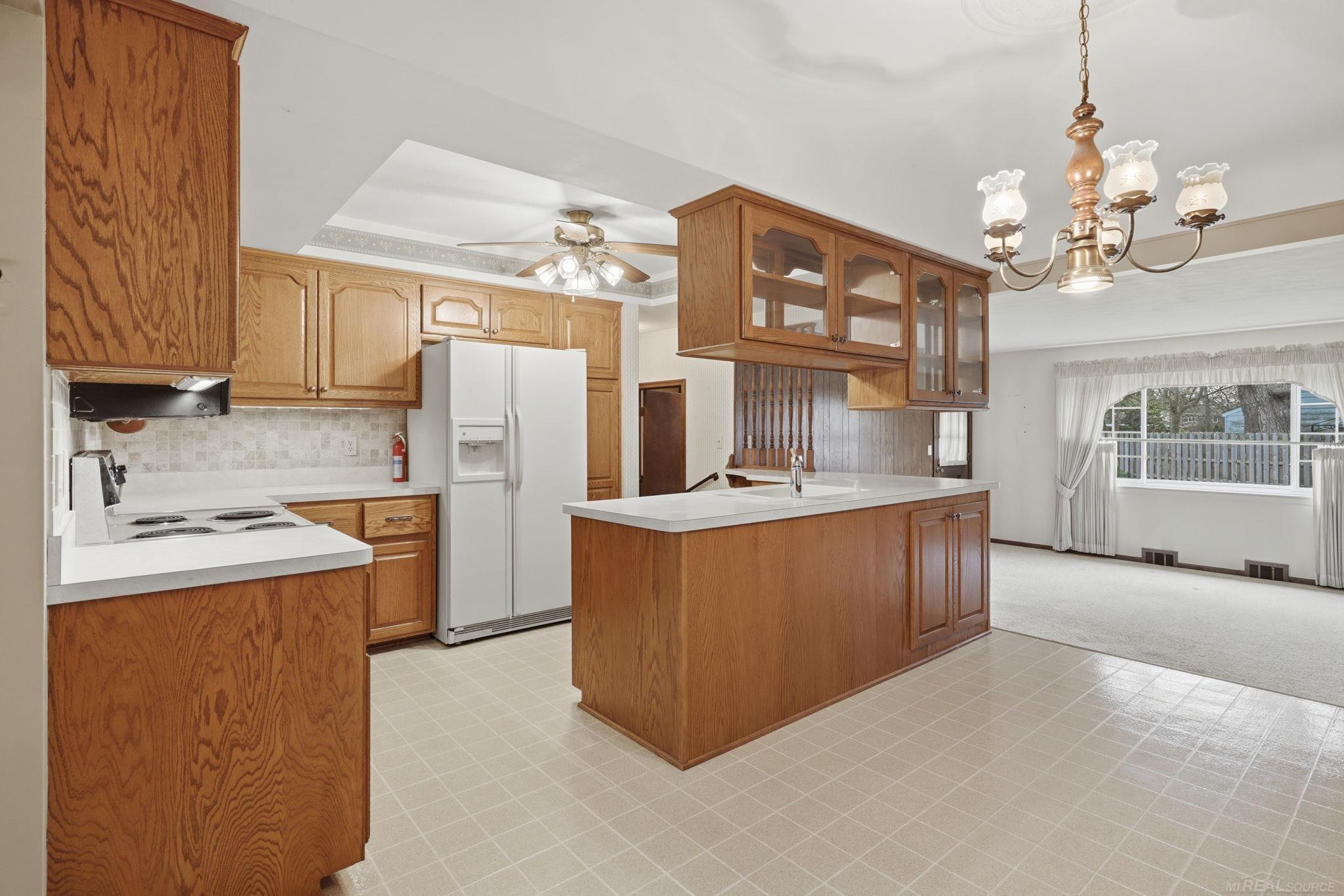 54895 Starlite Drive