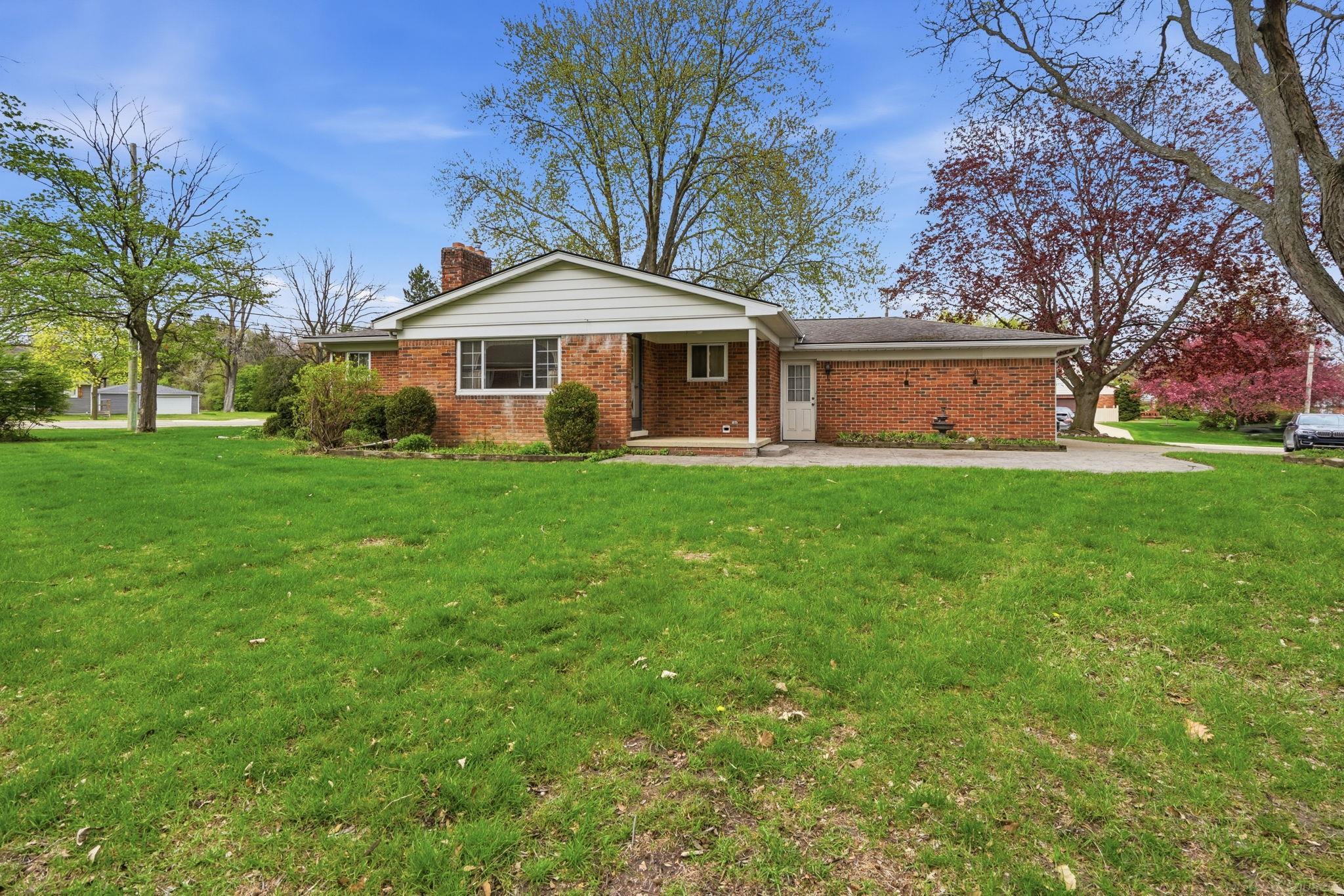 54895 Starlite Drive