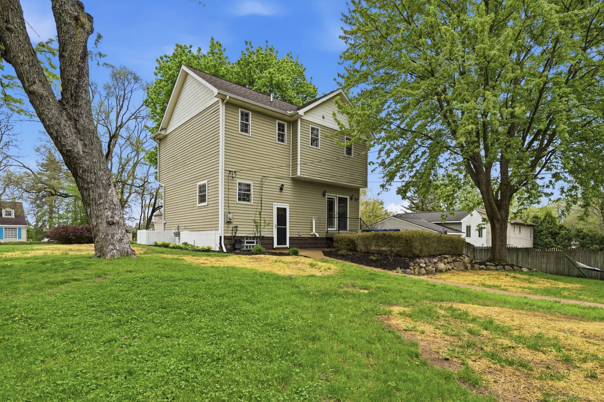 112 S Winding Drive
