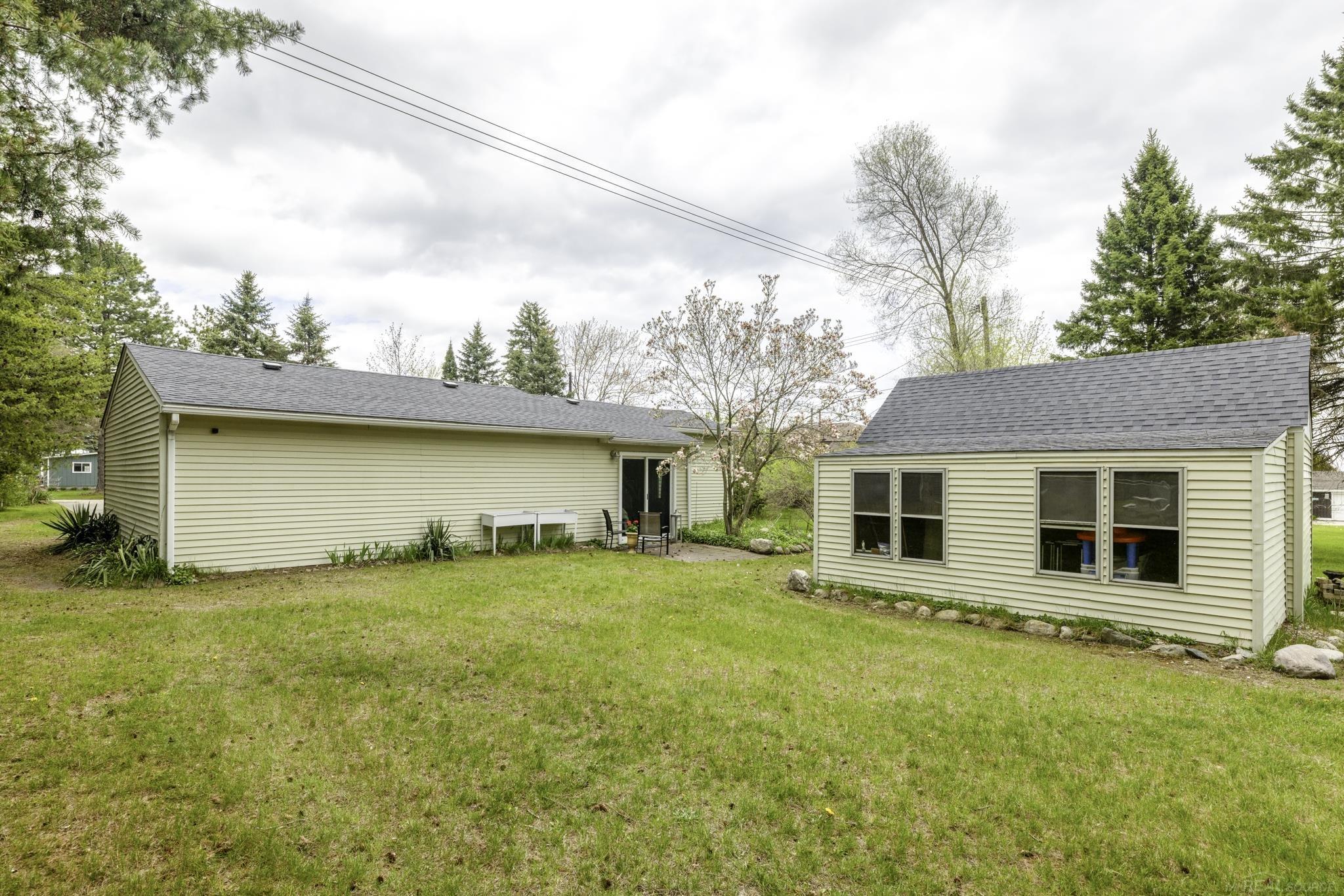 7672 Schroeder Road