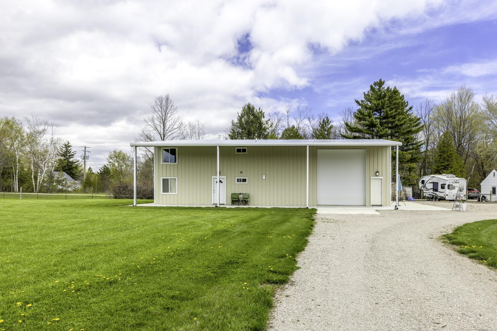 6655 Lakeshore Road