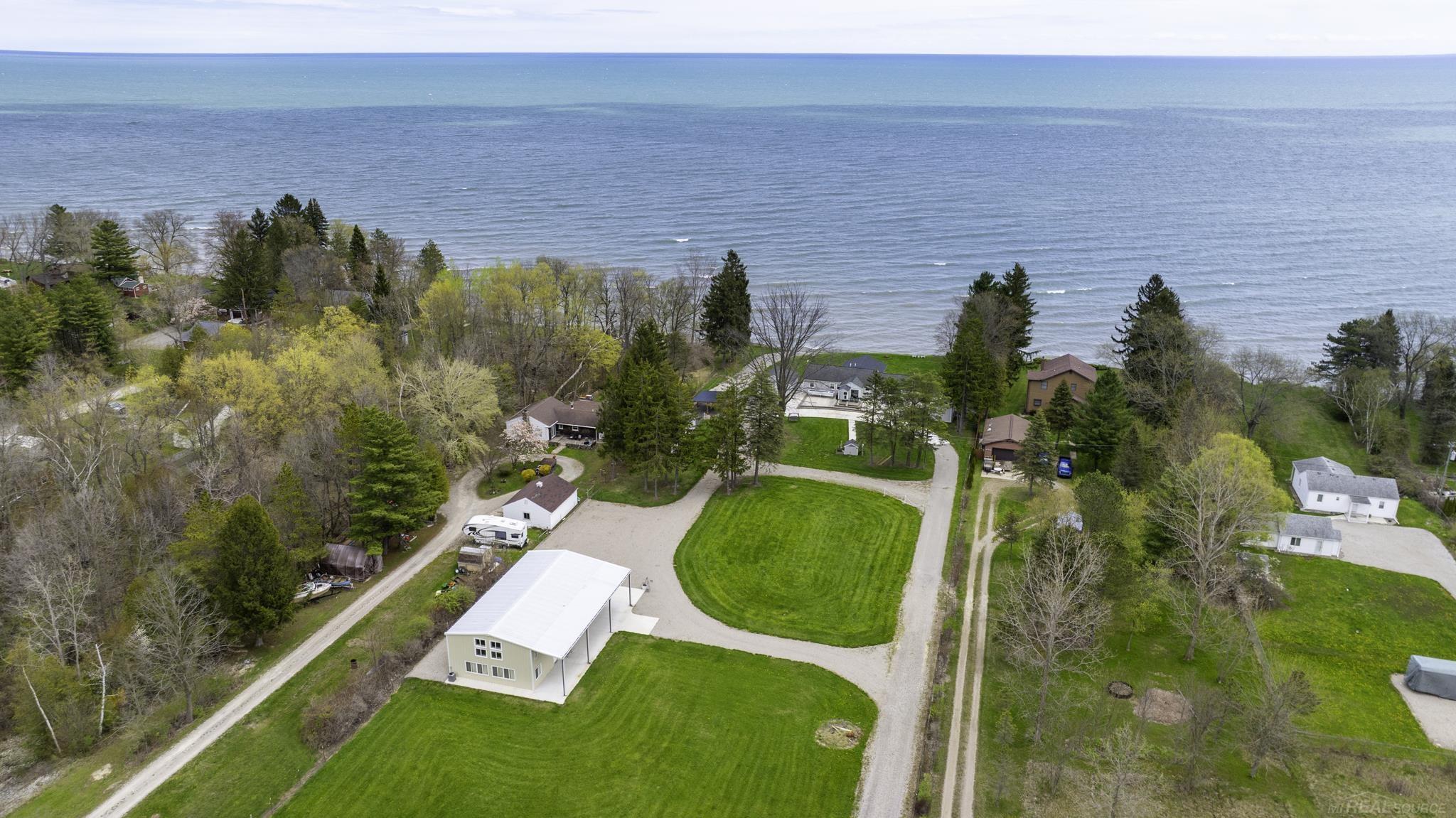 6655 Lakeshore Road