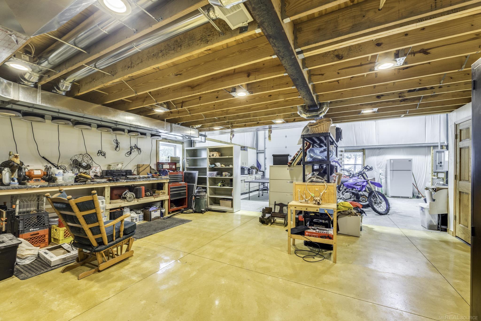 6655 Lakeshore Road