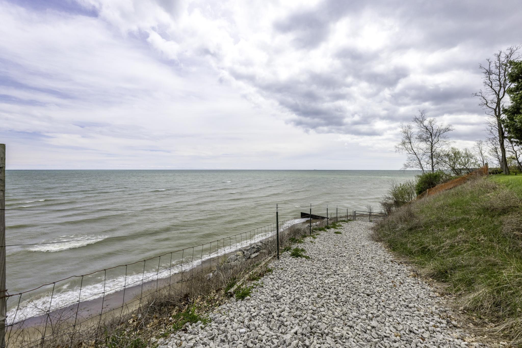 6655 Lakeshore Road