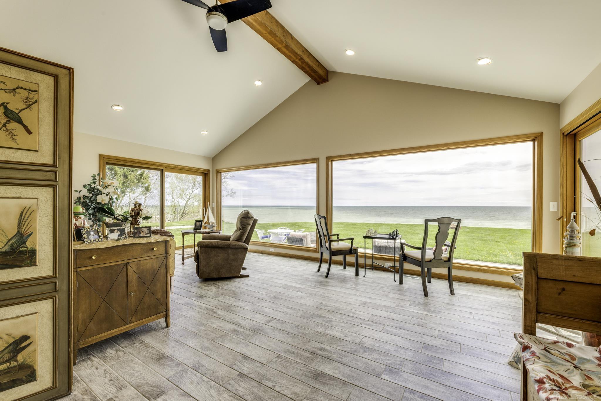 6655 Lakeshore Road