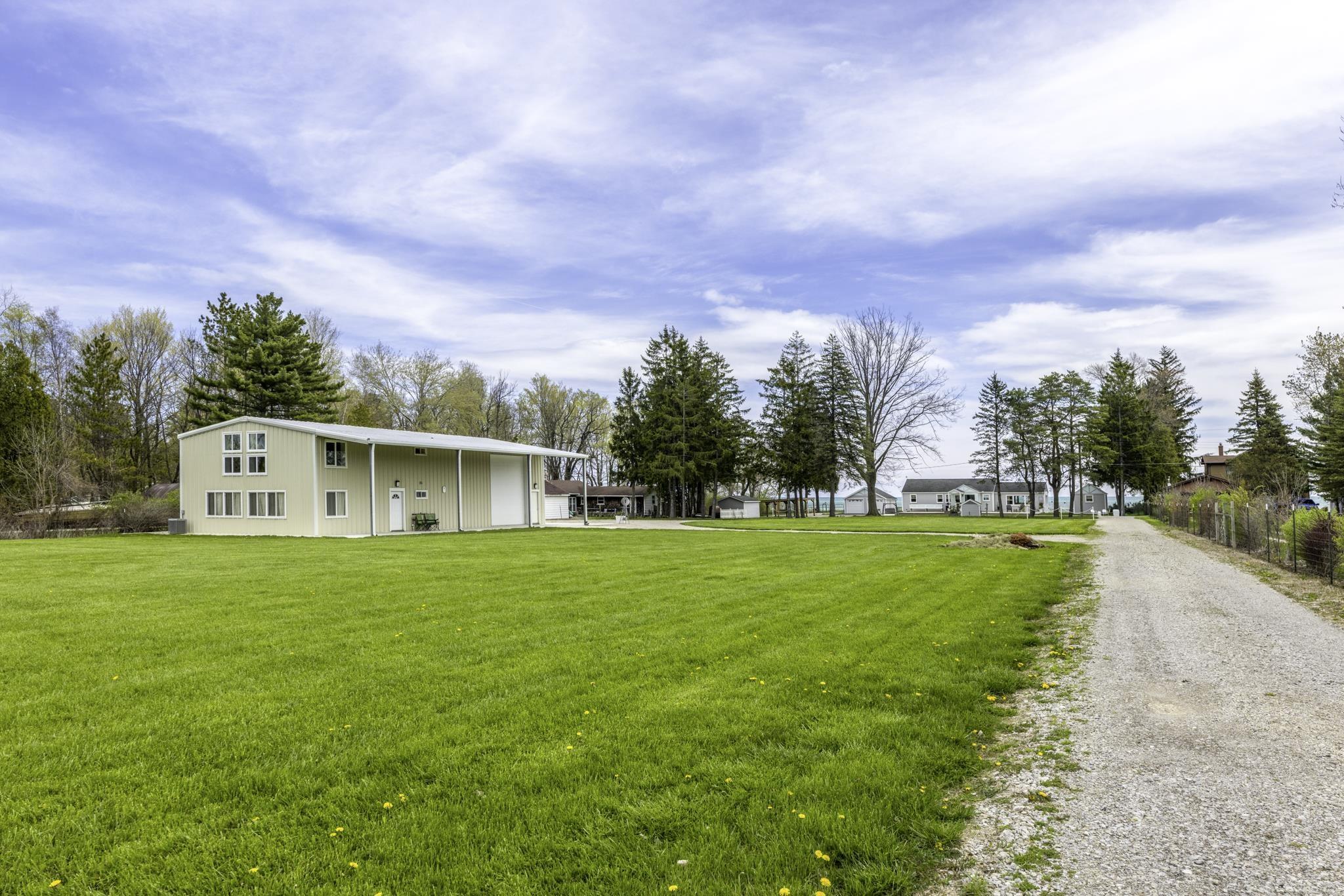 6655 Lakeshore Road