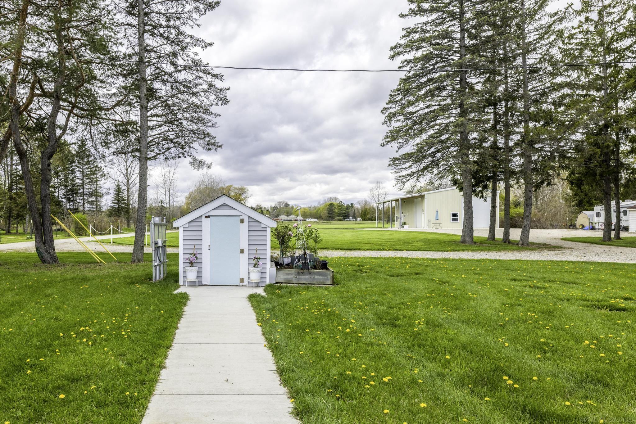 6655 Lakeshore Road