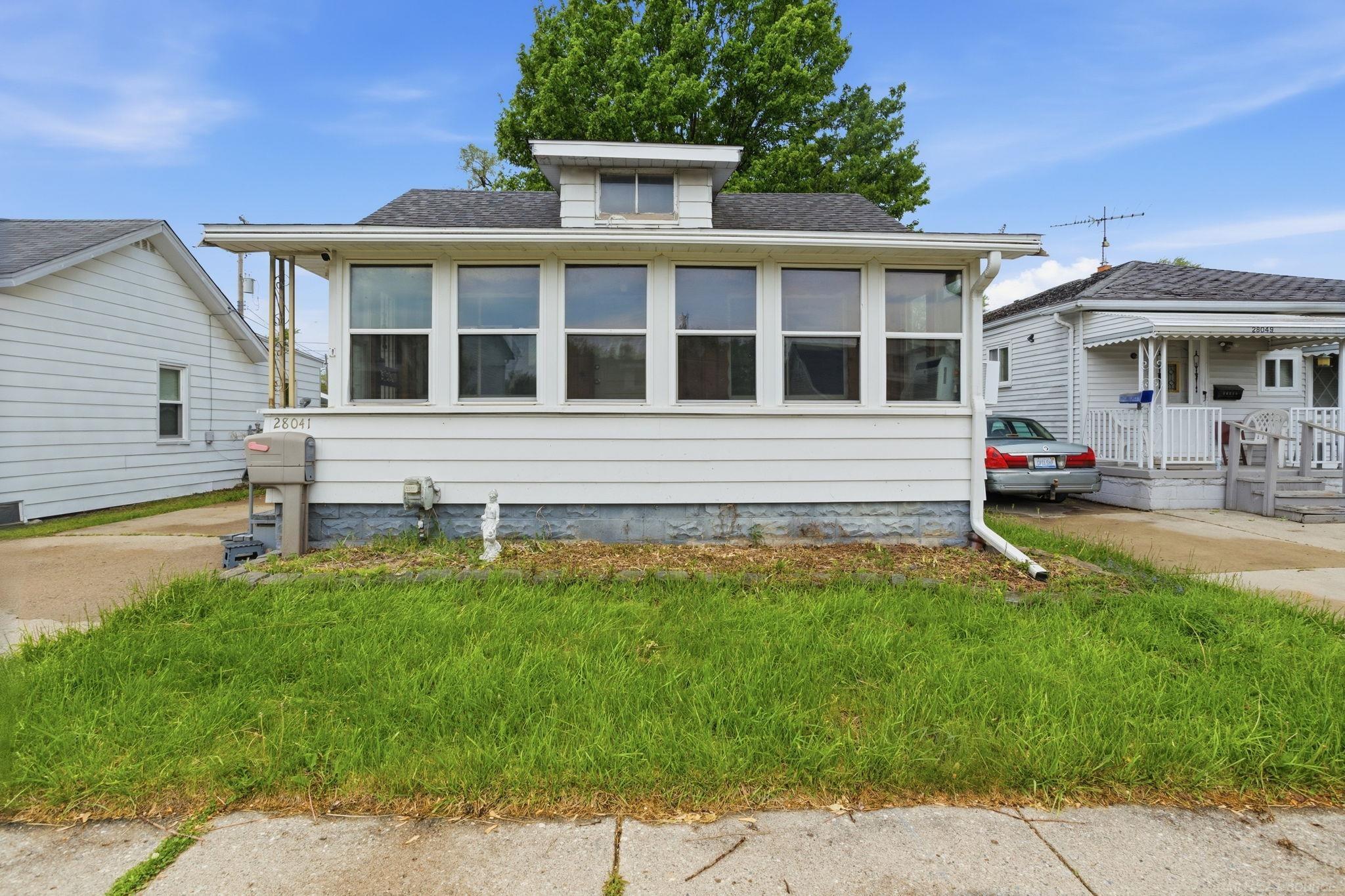 28041 Maple Street