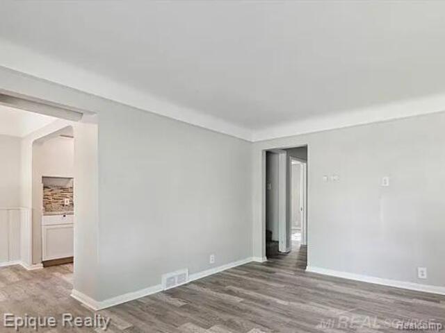 19373 Goulburn Street