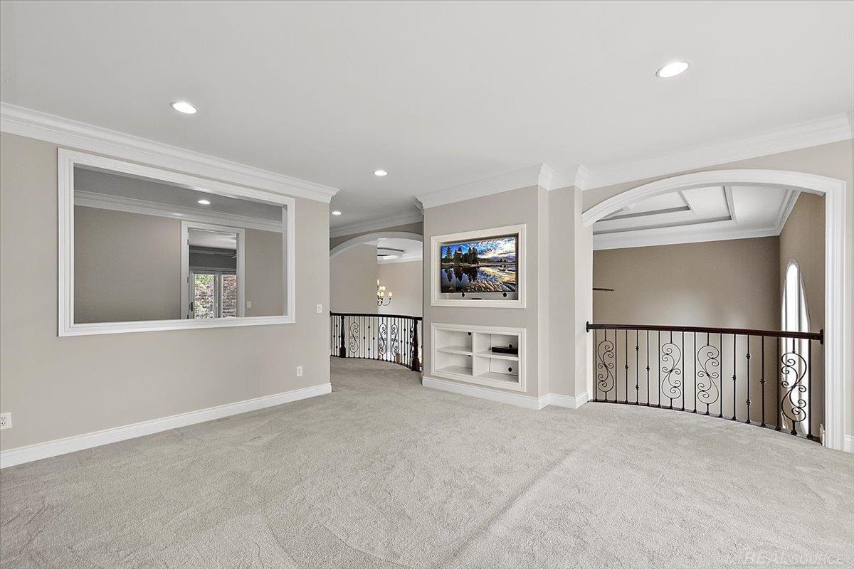54245 Queensborough Drive