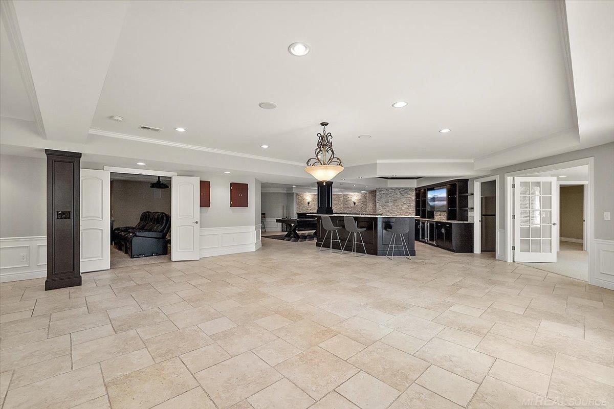 54245 Queensborough Drive