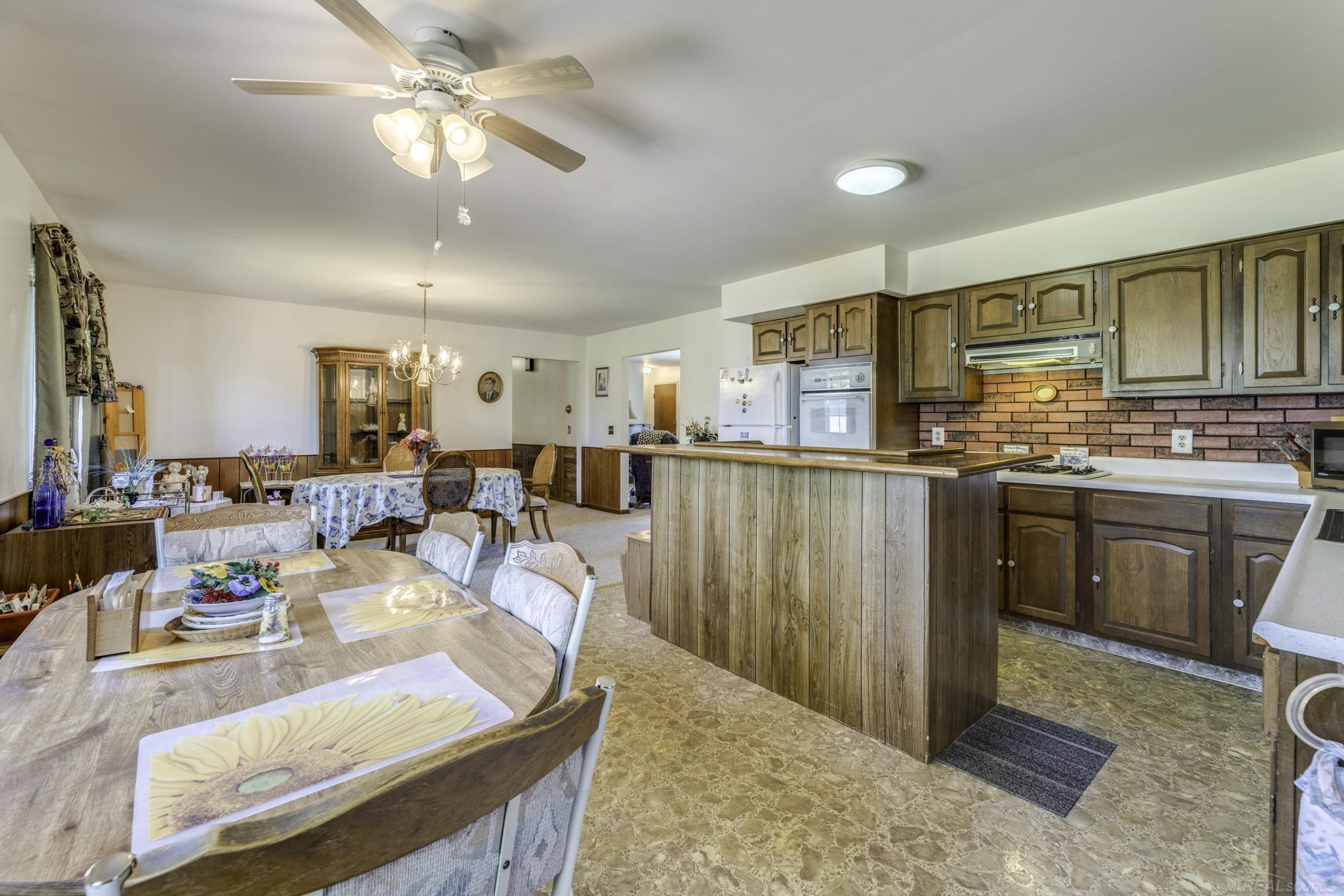 7685 Countryside Road