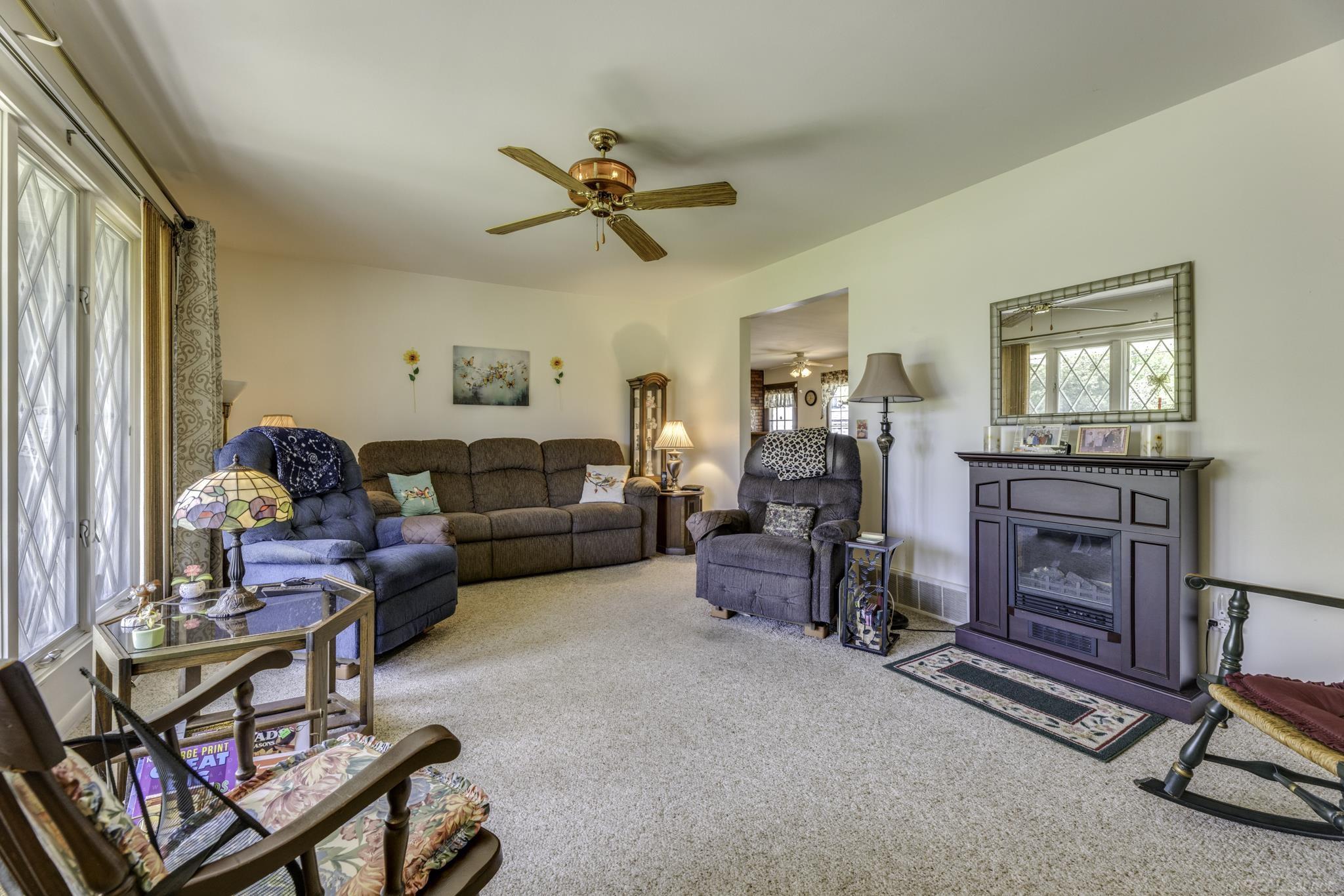 7685 Countryside Road