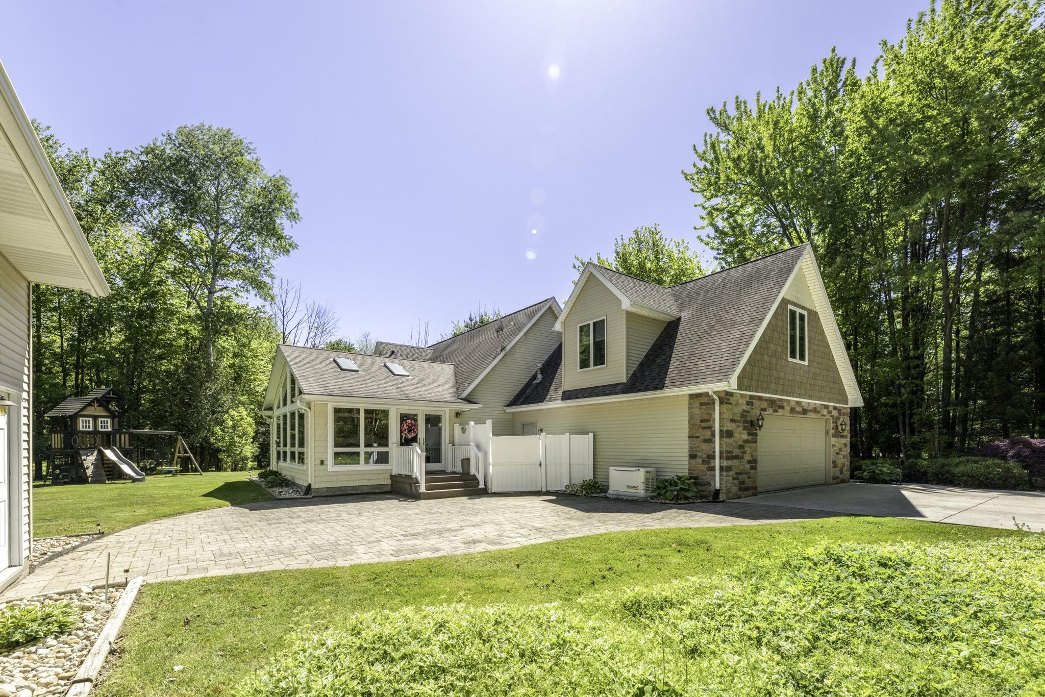 6865 Custer Road