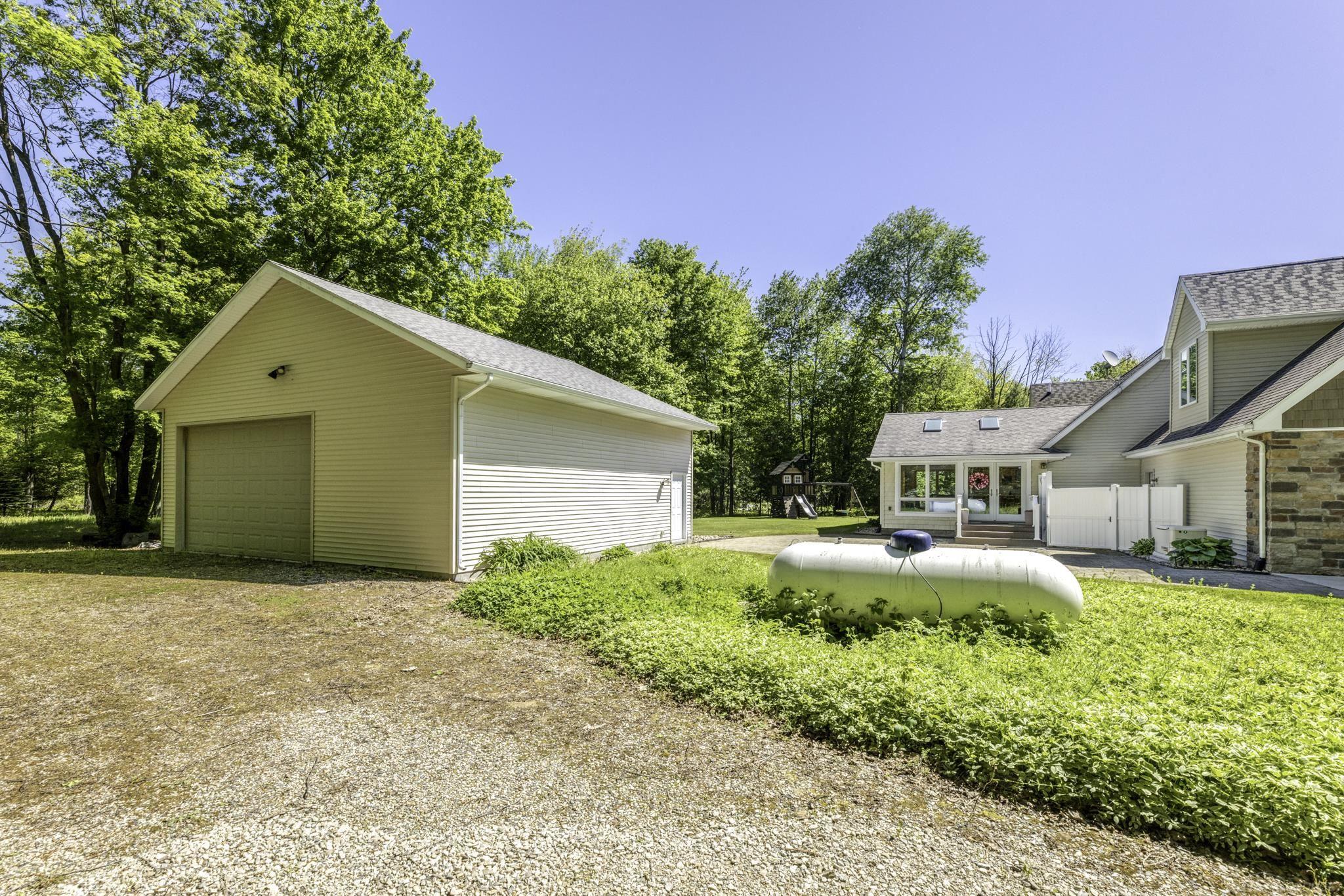 6865 Custer Road