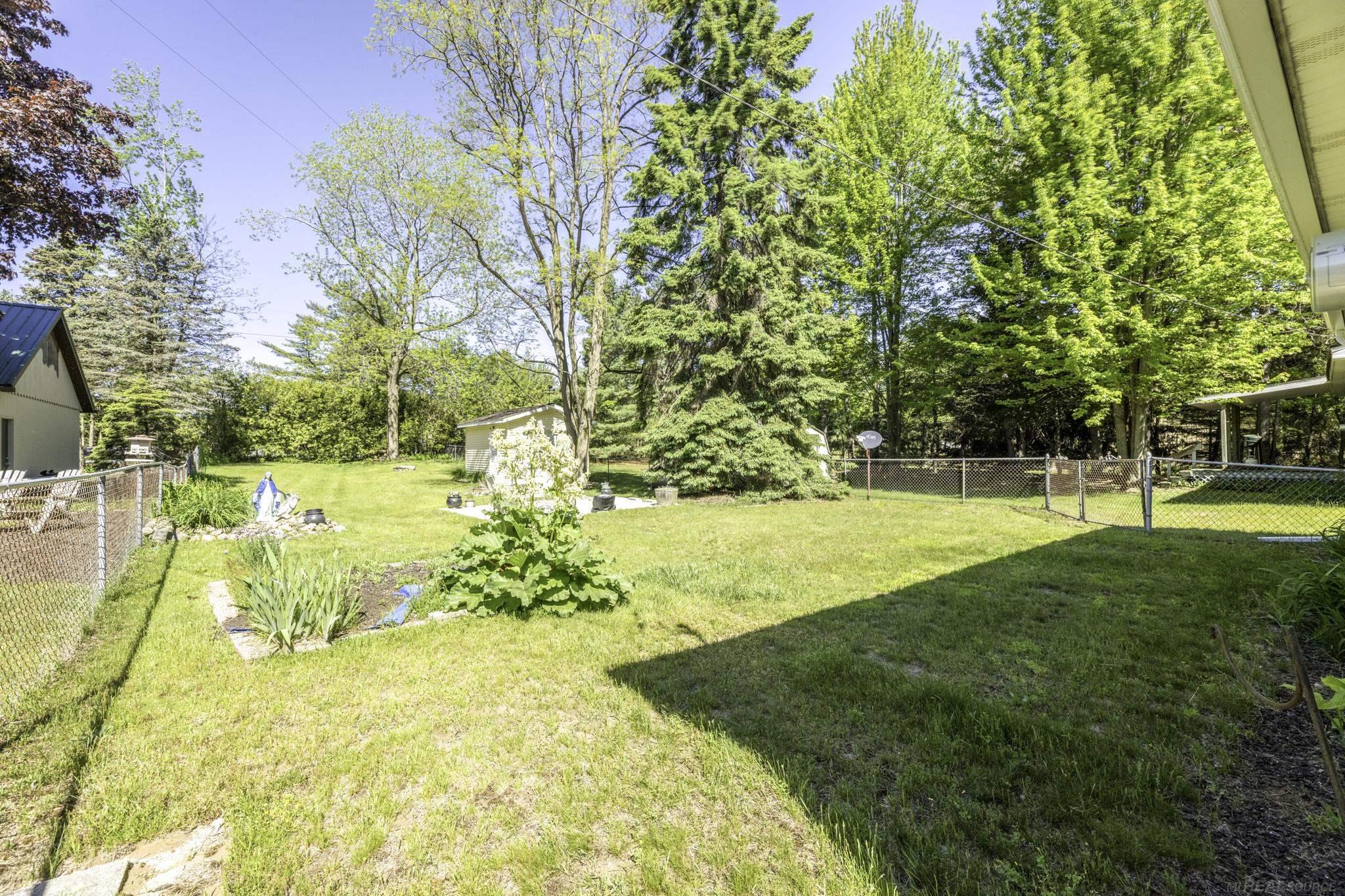 4300 N Grandview Drive