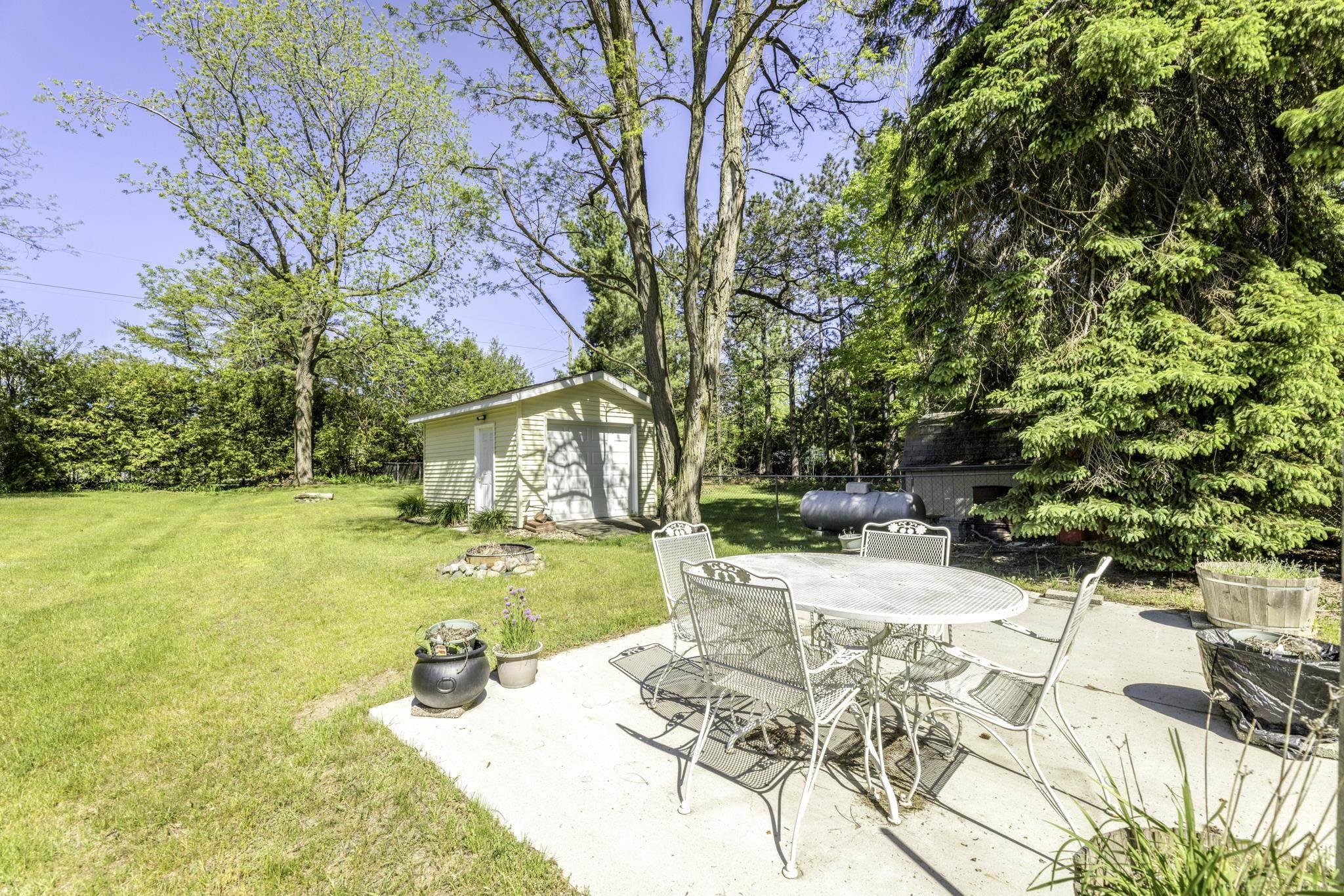 4300 N Grandview Drive