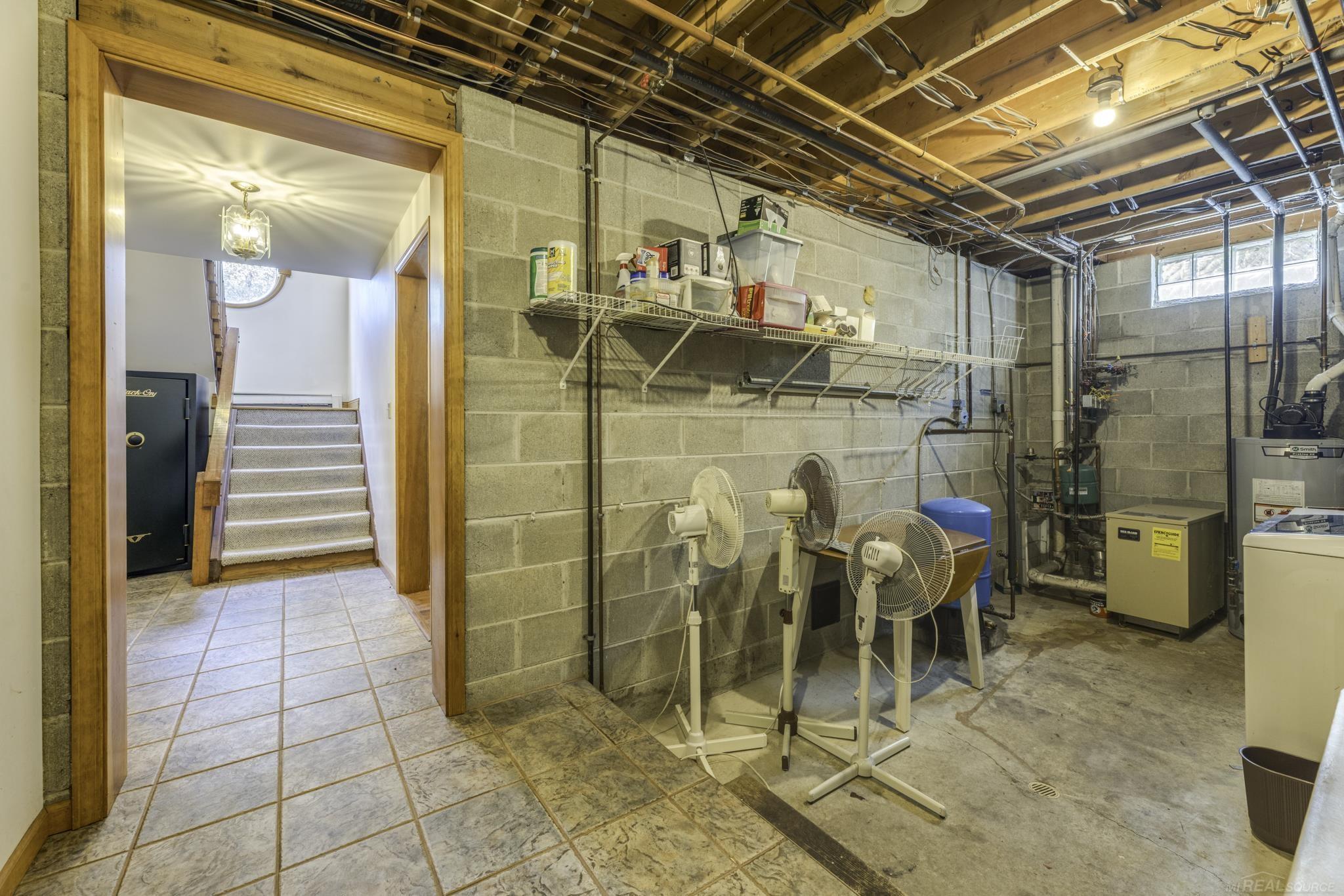 3388 N Lakeshore Road